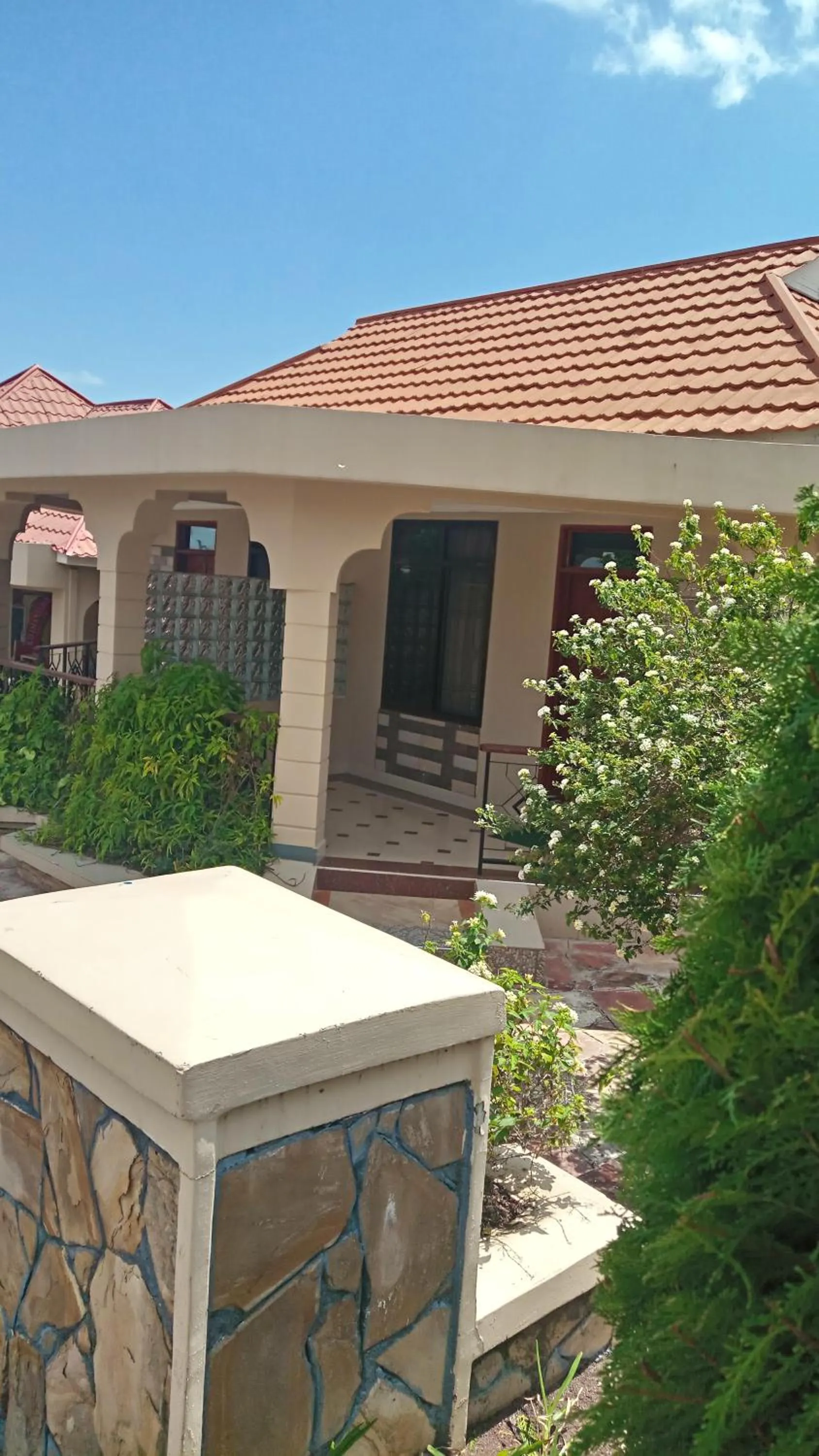 Facade/entrance in The Lahe Hotels