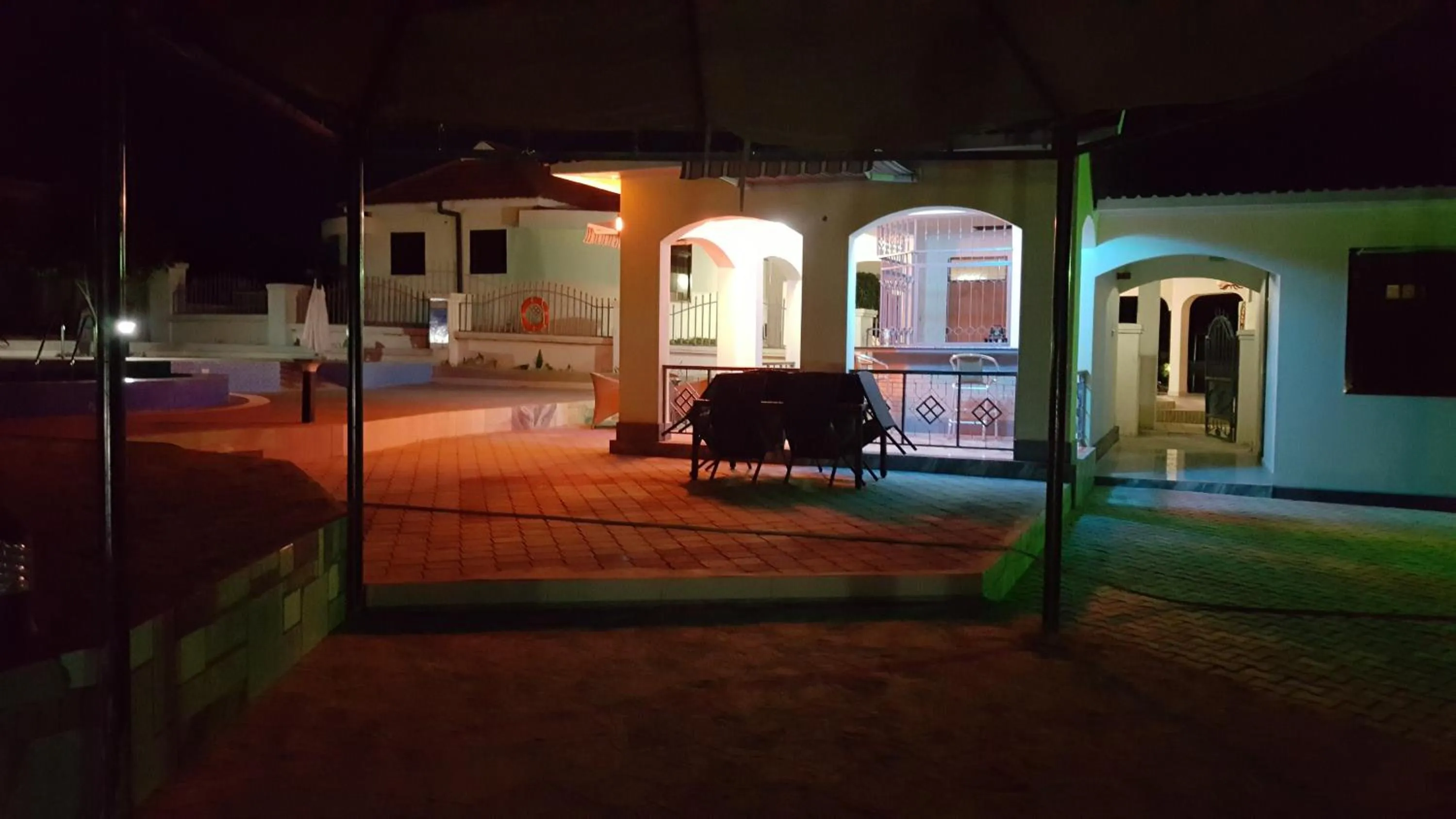 Night in The Lahe Hotels