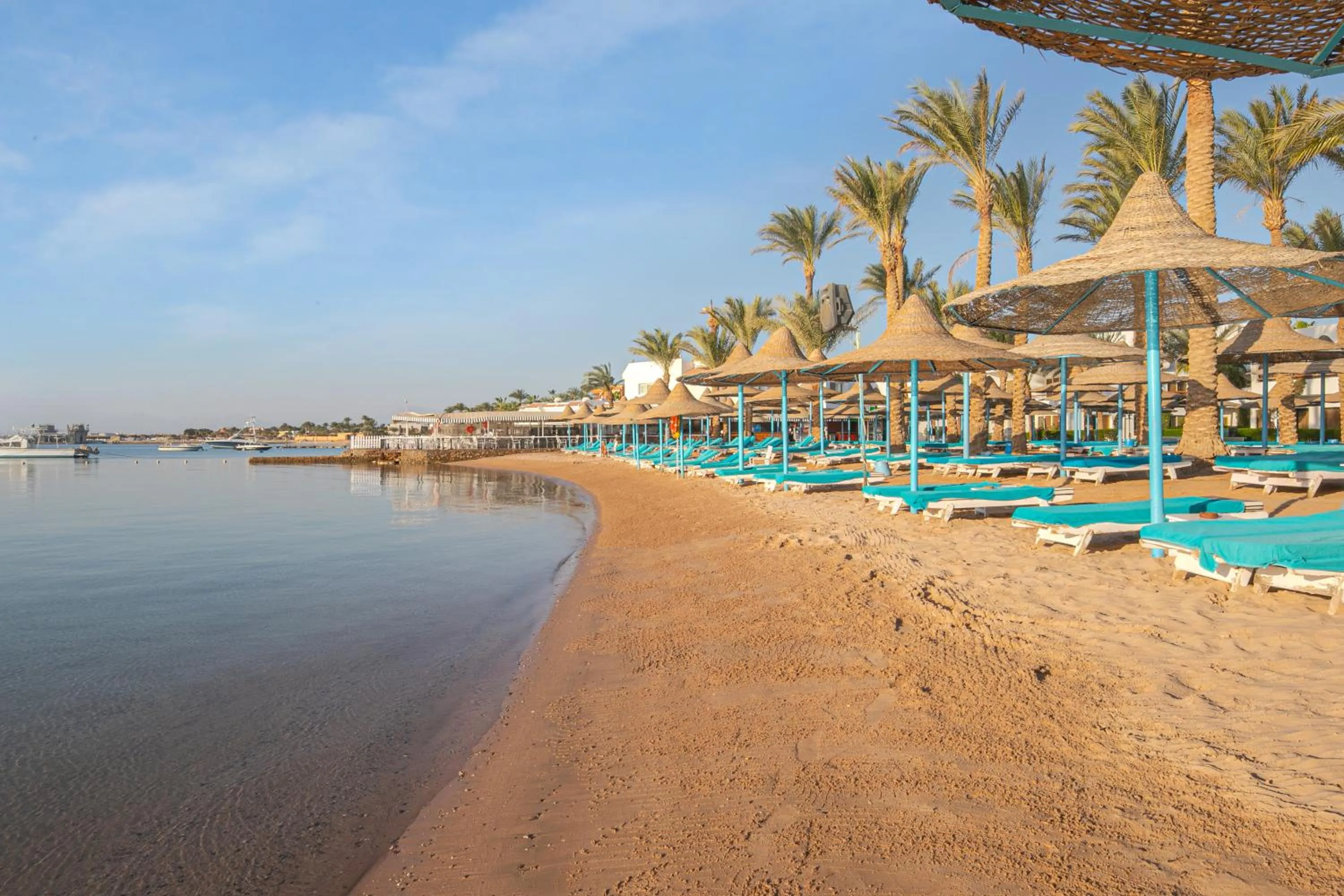 Beach in Marlin Inn Azur Resort