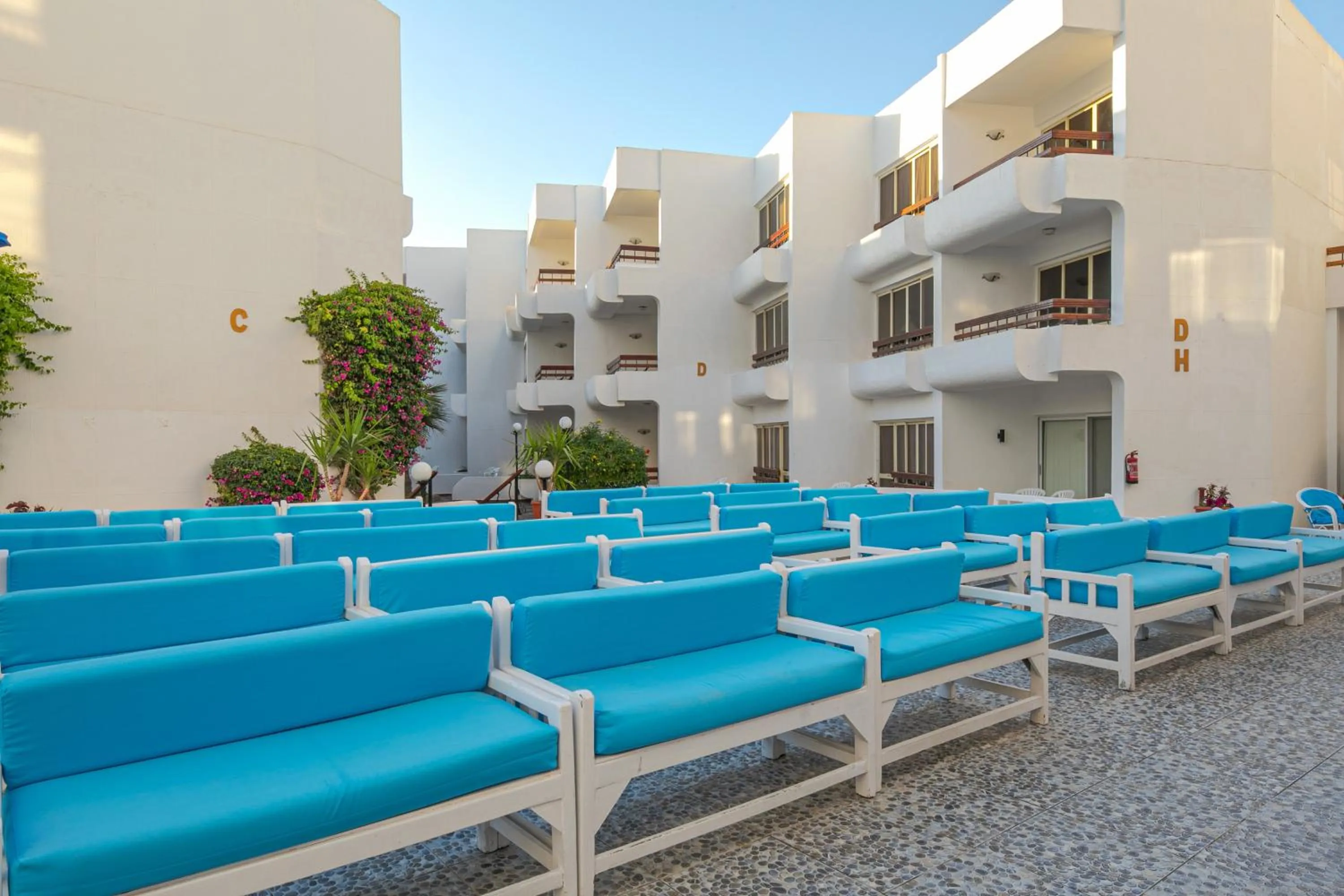 Seating area in Marlin Inn Azur Resort