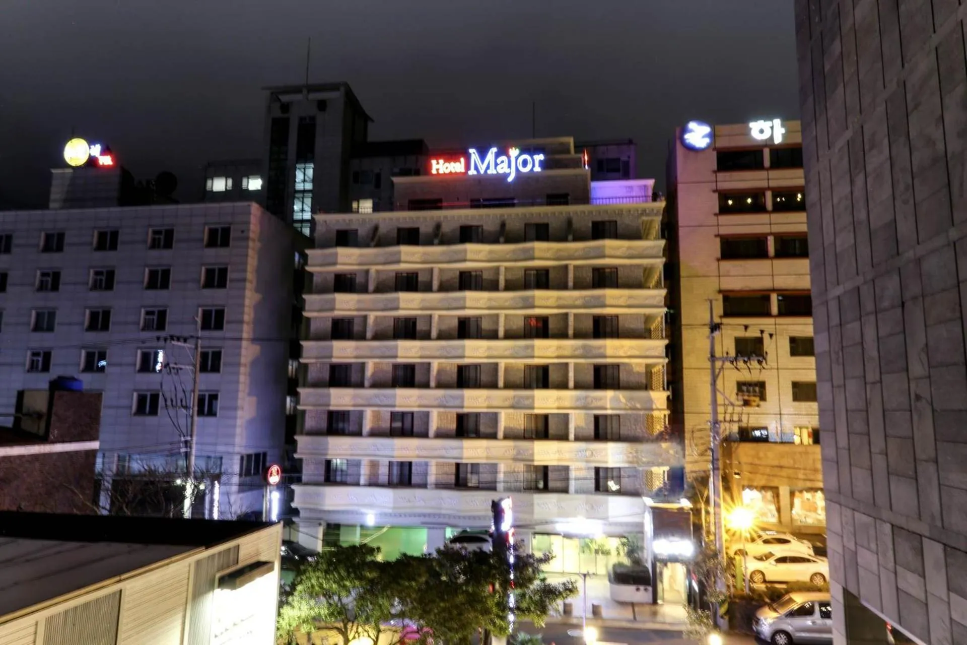 Major Hotel
