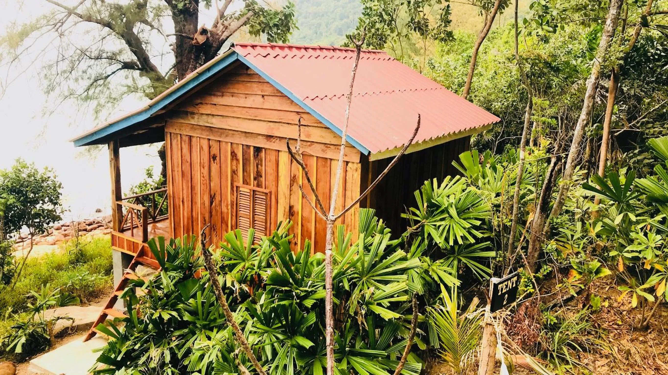 Property building in Robinson Bungalows