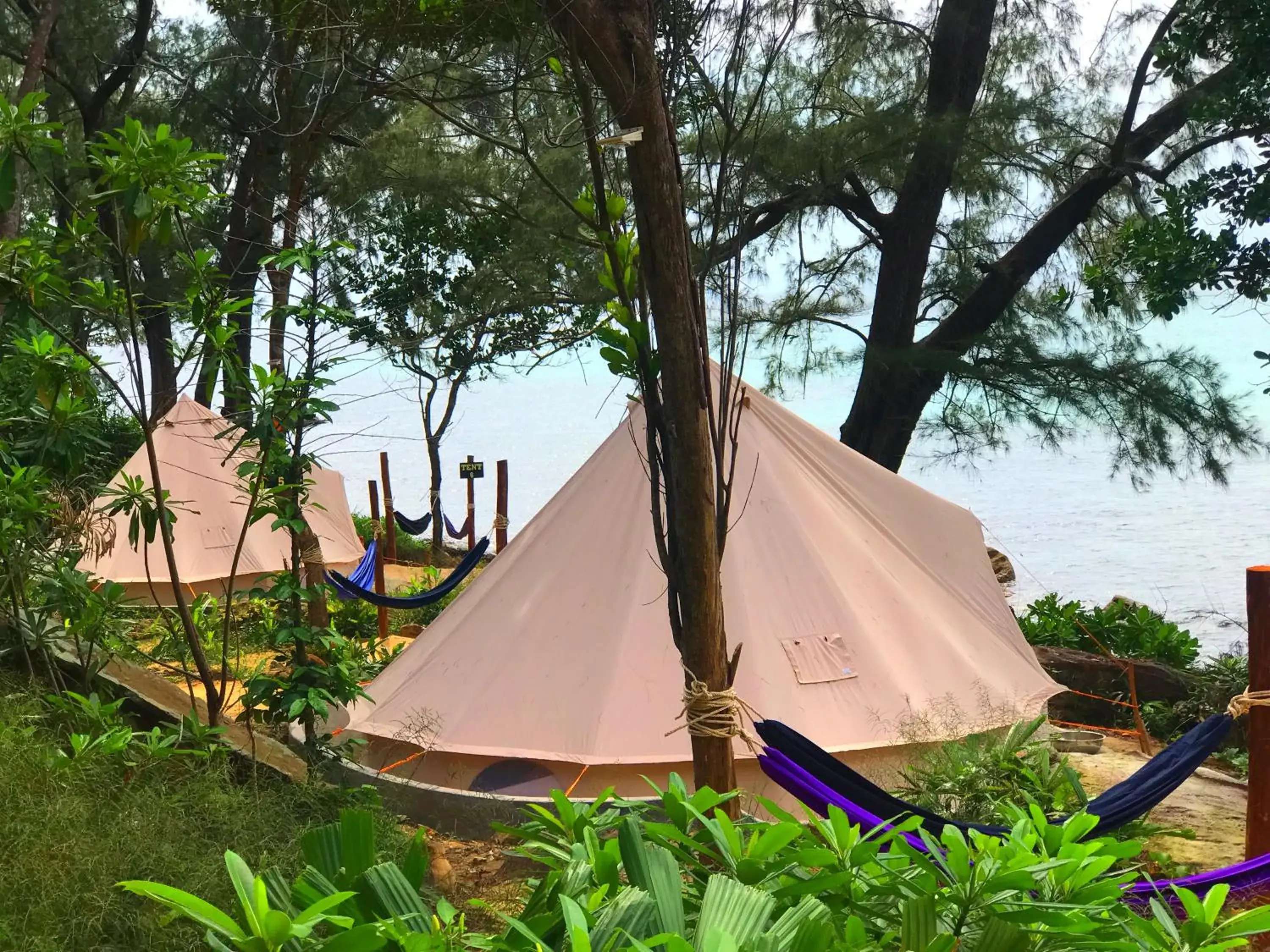 Bell Tent - Large in Robinson Bungalows Bell Tent - Large in Robinson Bungalows