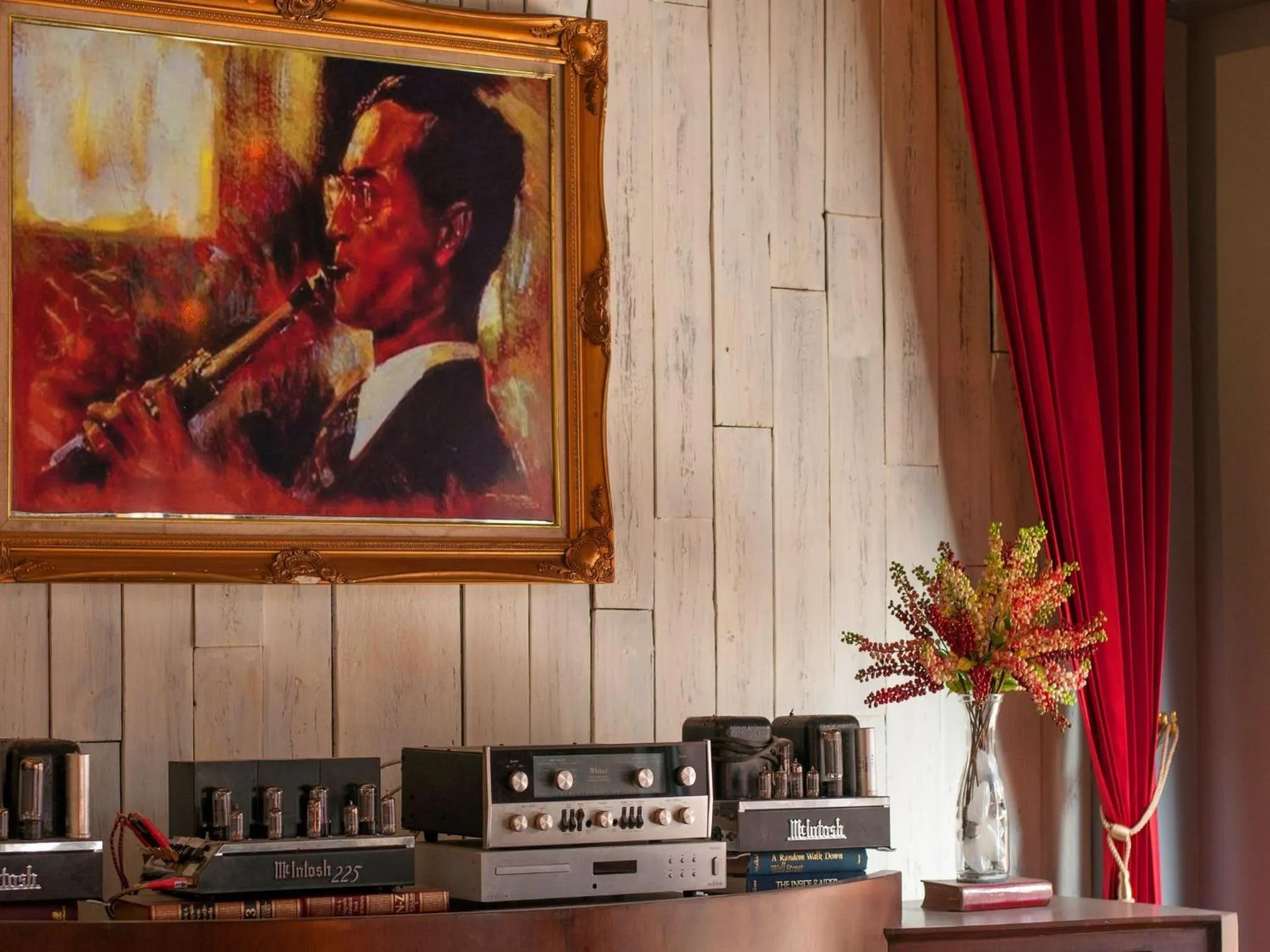 Area and facilities in Tamajun Hotel