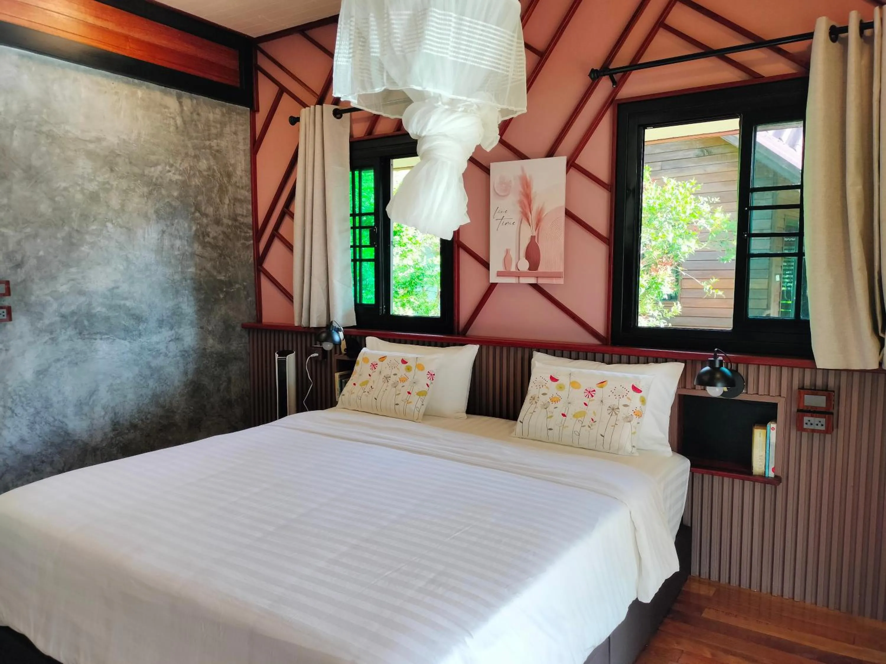 Bedroom, Bed in Suntisook Resort