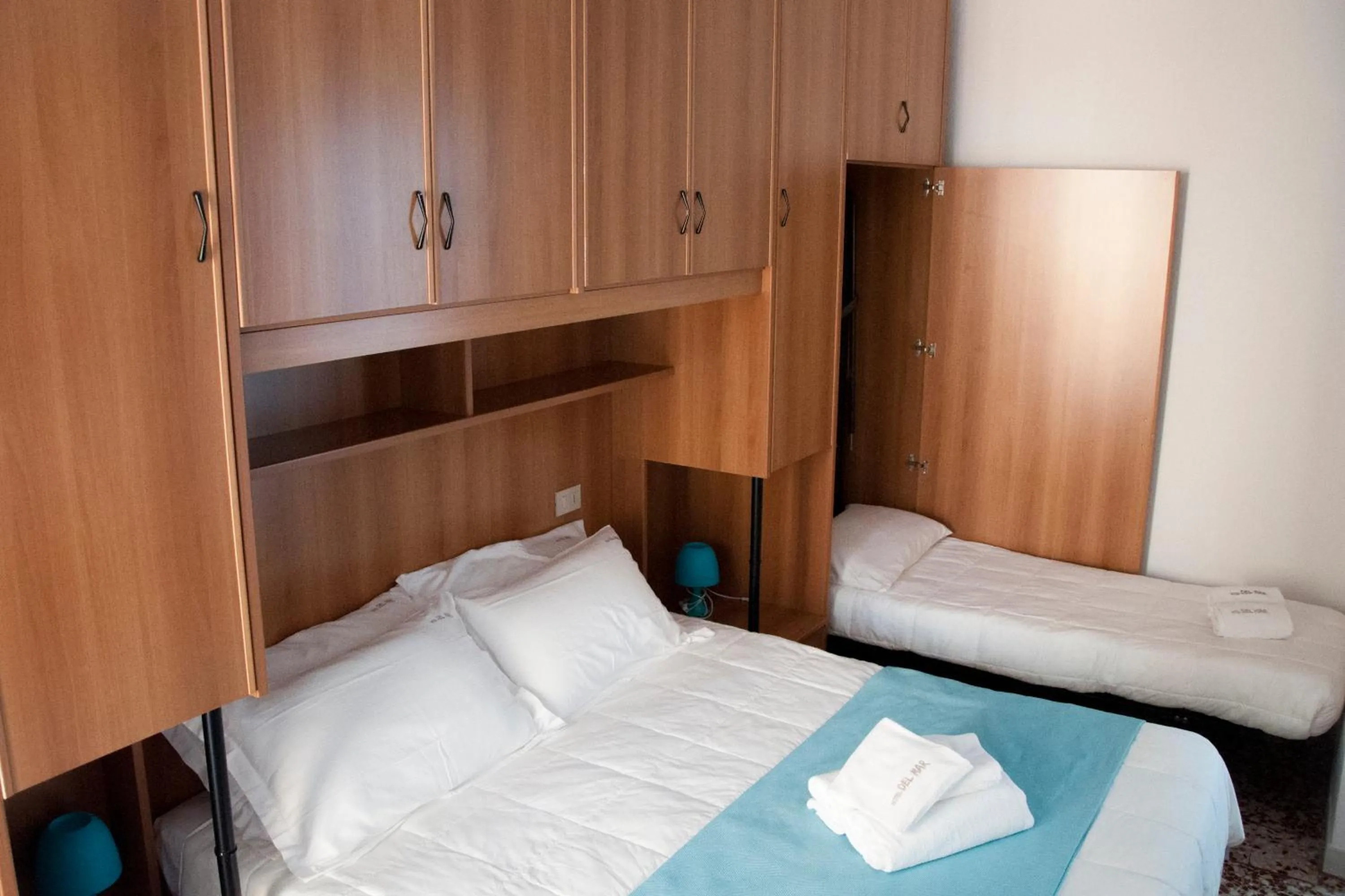 Photo of the whole room, Bed in Hotel del Mar