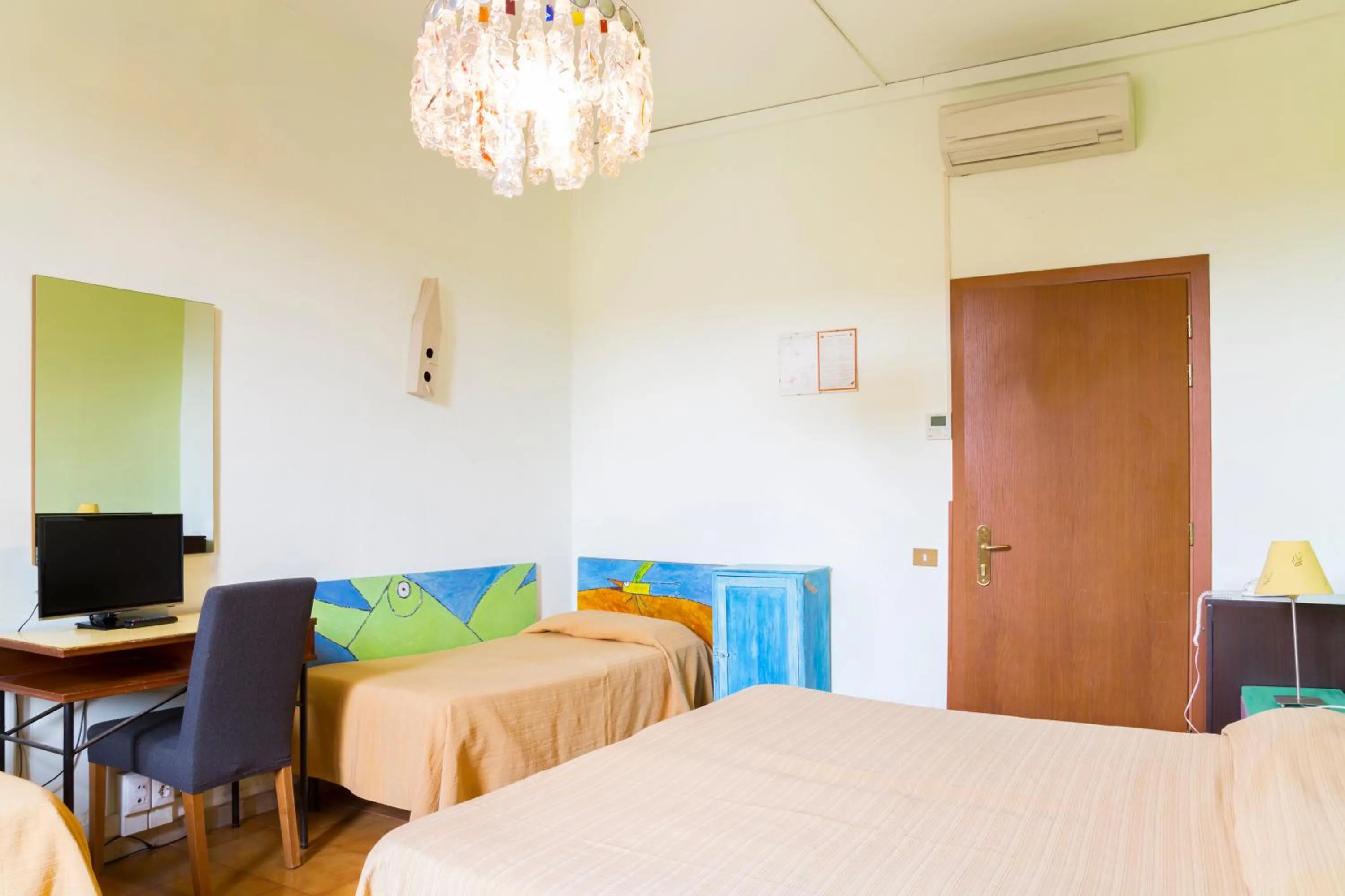 Photo of the whole room, Bed in Hotel Panorama