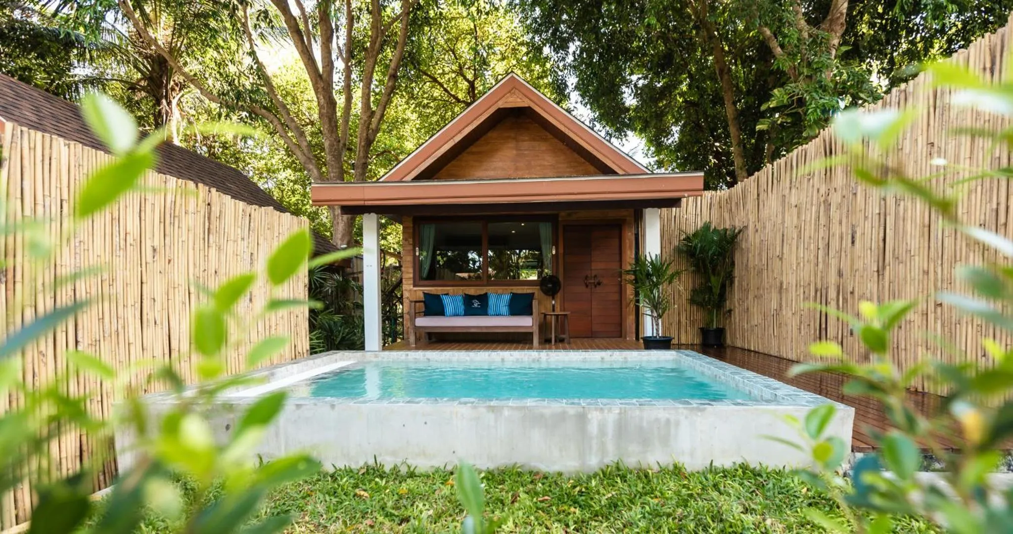 Garden in The Cliff Lipe