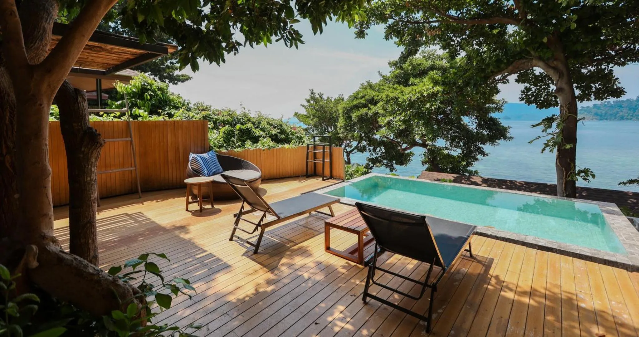 Natural landscape in The Cliff Lipe