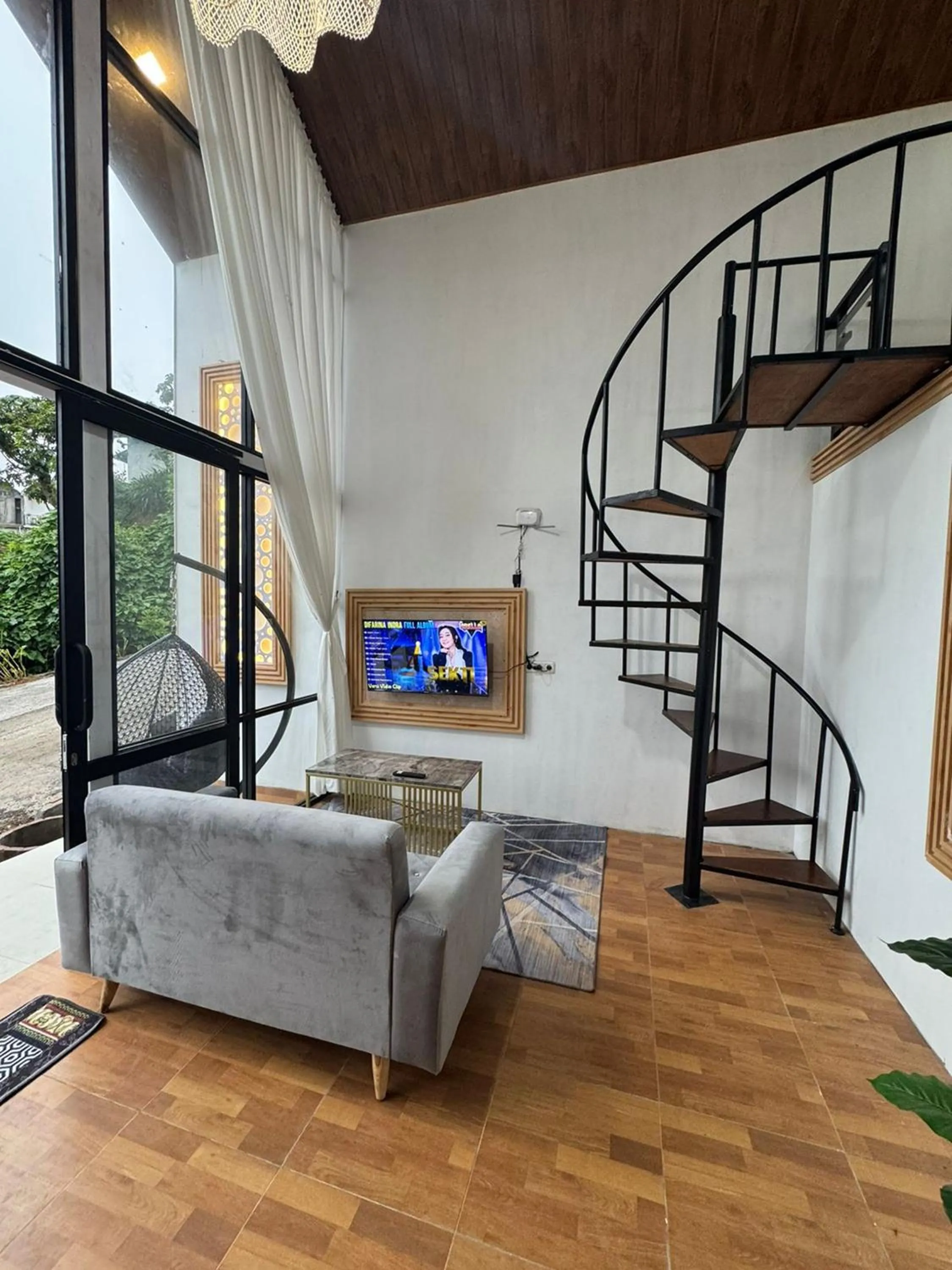 TV and multimedia in Fifa Cabin 3 by Fifa Grup