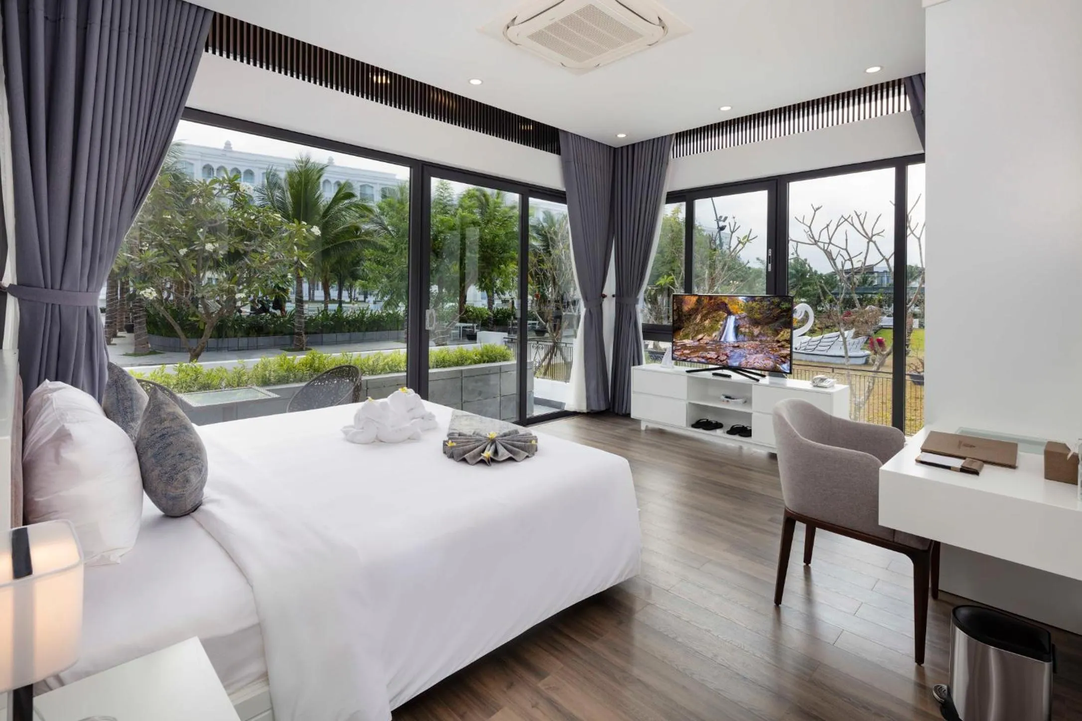 Bedroom, Bed in Champa Island Nha Trang - Resort Hotel & Spa