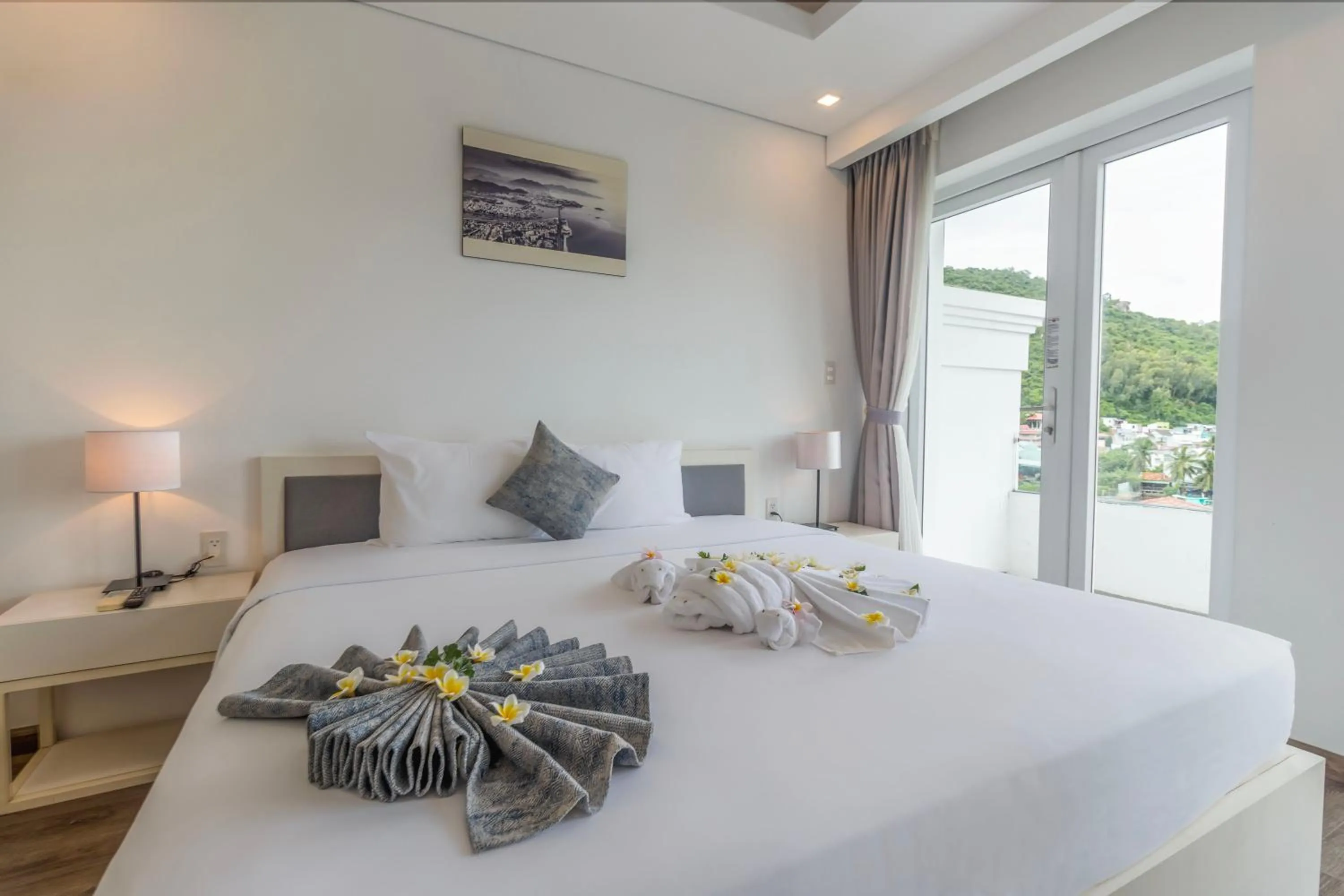 Bed in Champa Island Nha Trang - Resort Hotel & Spa