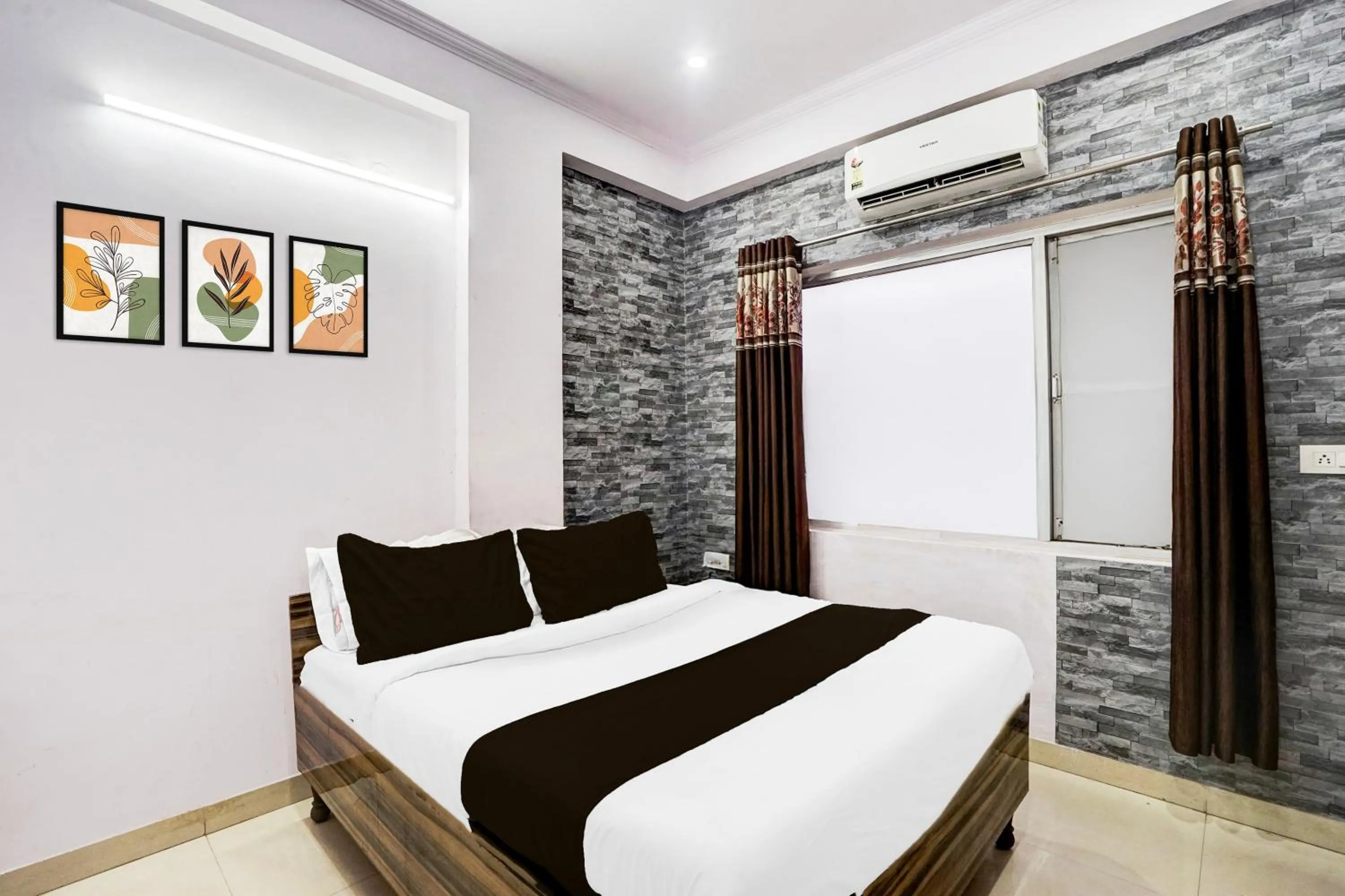 Bedroom, Bed in Super Hotel O Jagatpura Near JTM Mall Formerly Royan Inn