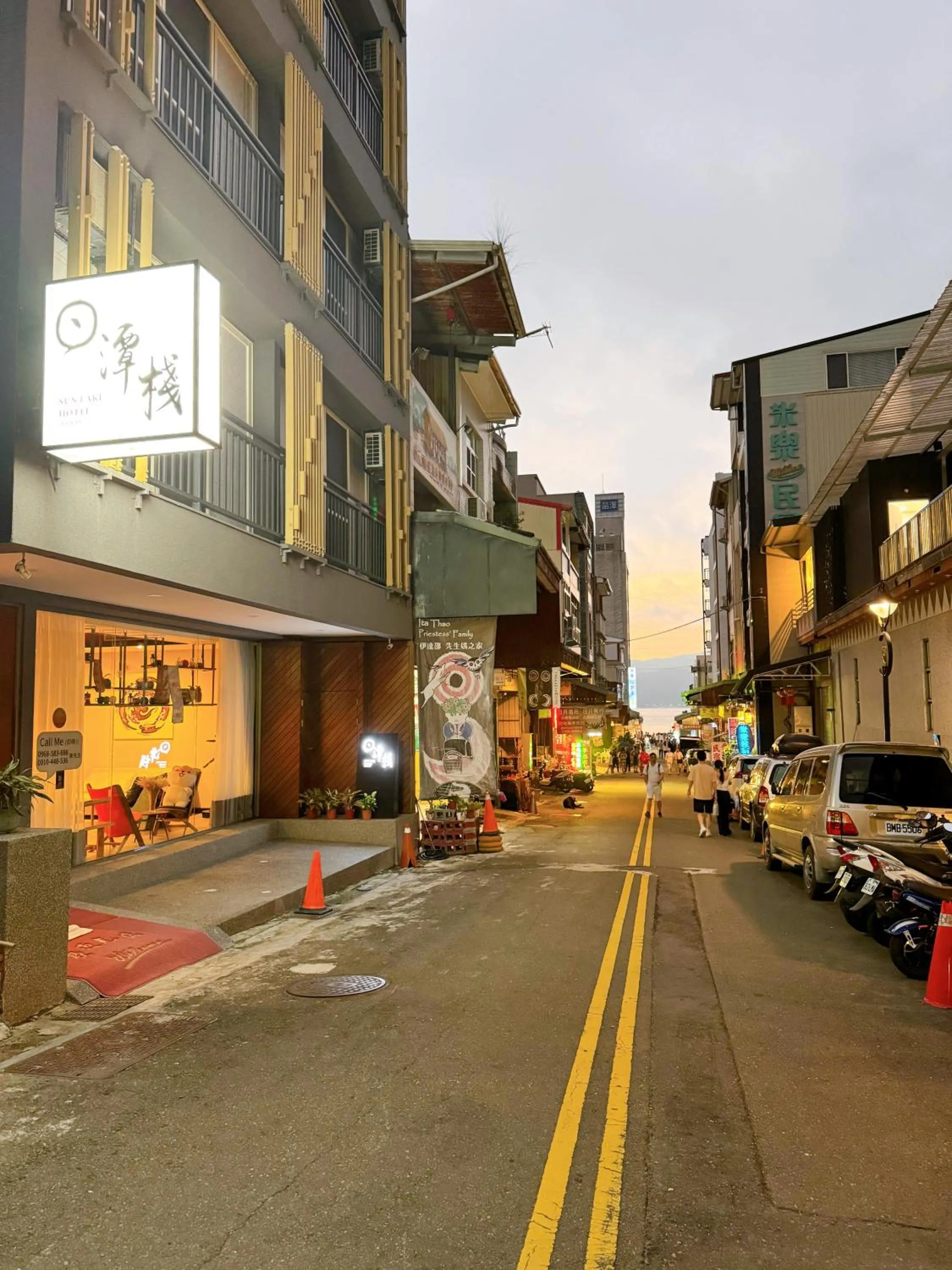 Property building in Sun Lake Hotel