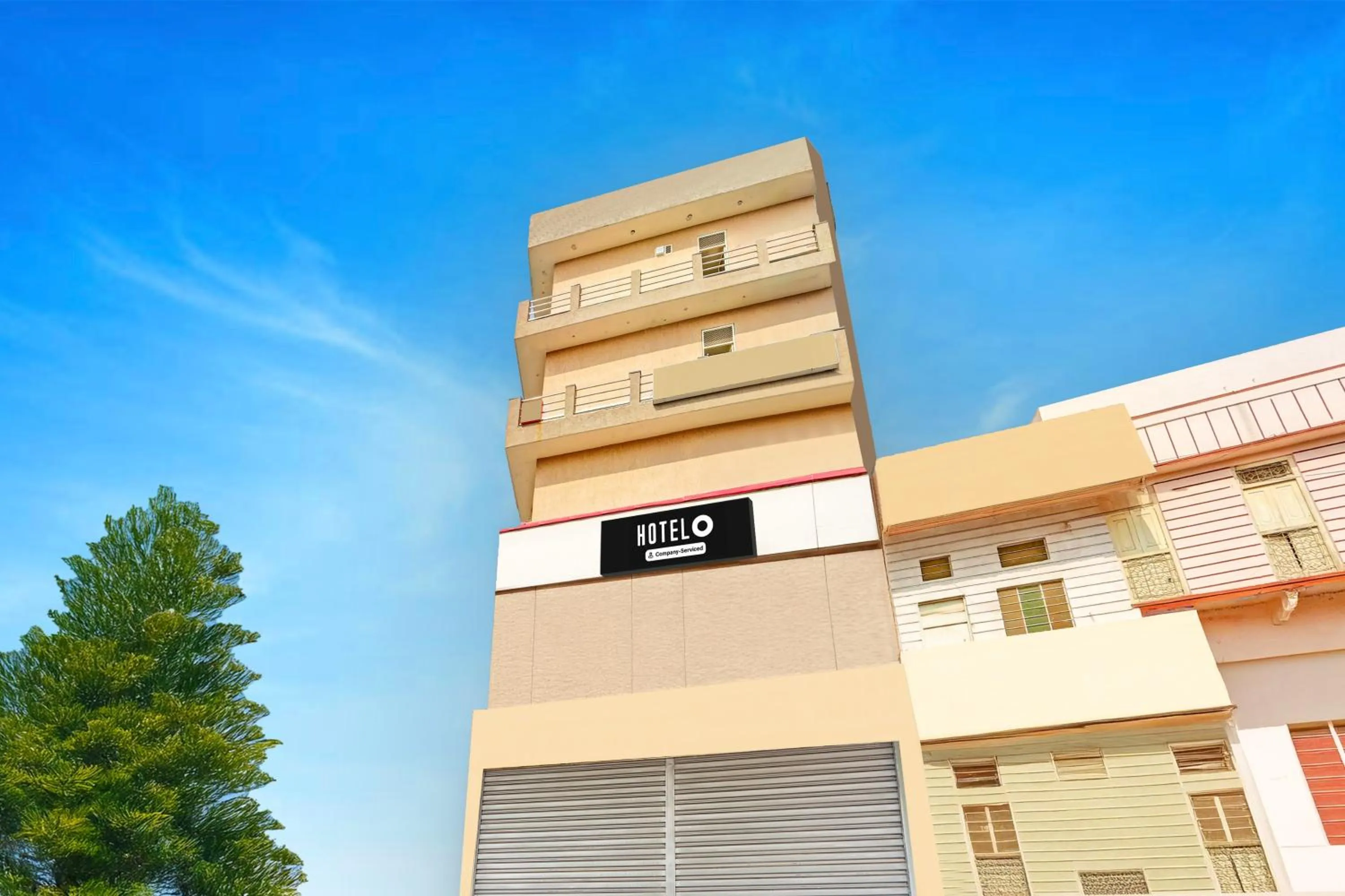 Facade/entrance in Super Hotel O Kesarganj Formerly Suman Palace