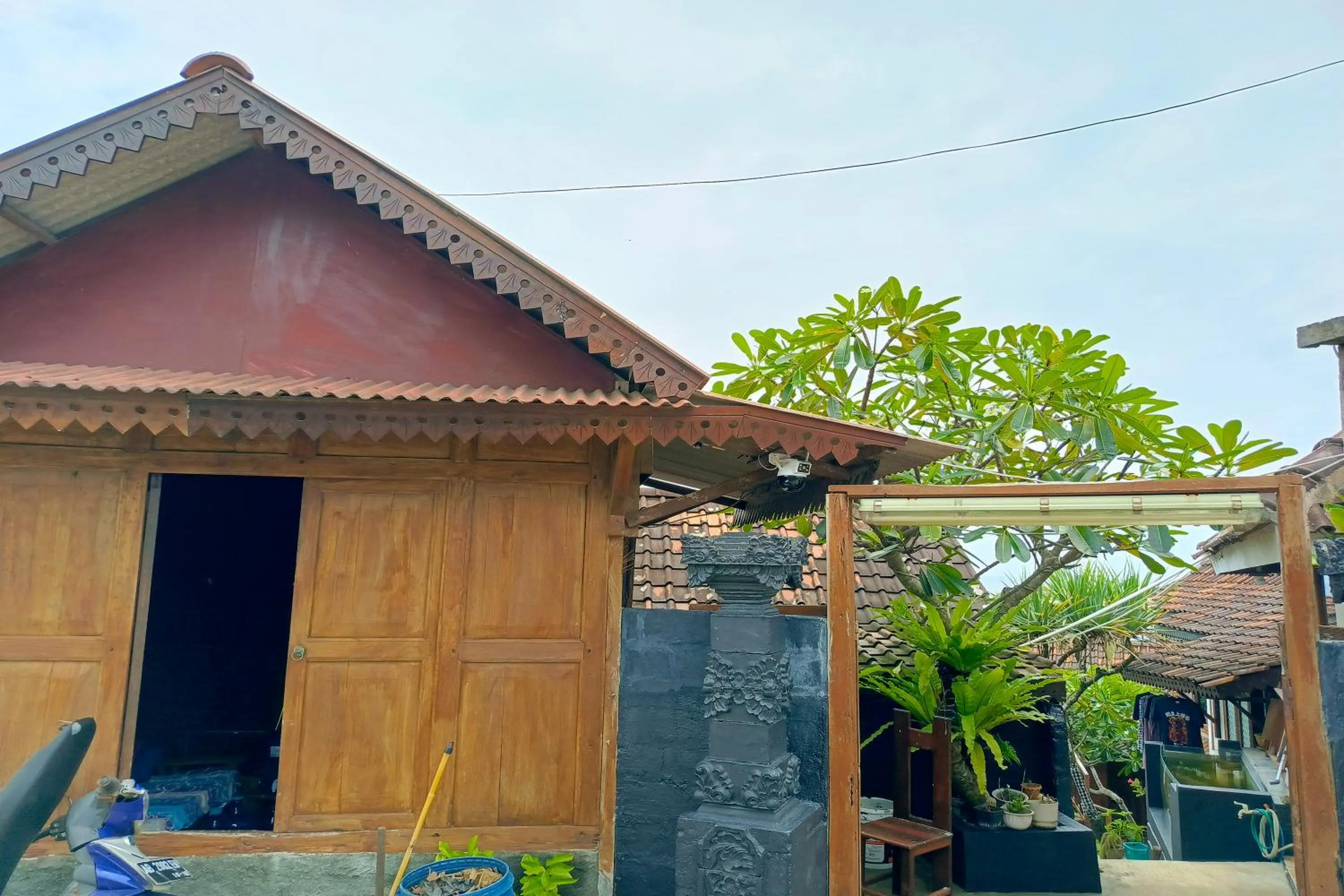 Property building in Karlie Inn