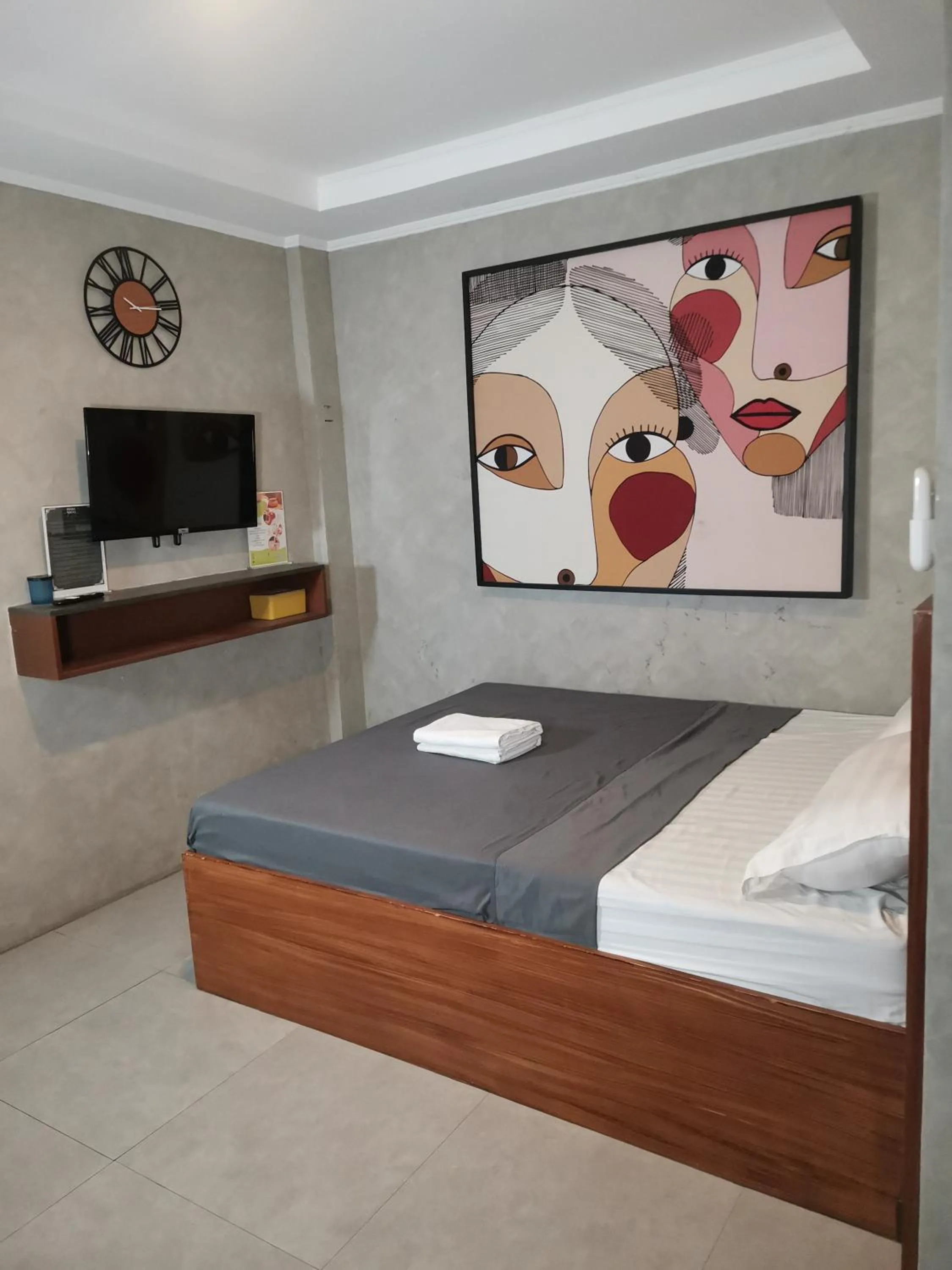 Bedroom, Bed in Townhouse Oak Grey Hotel Near Clark International Airport