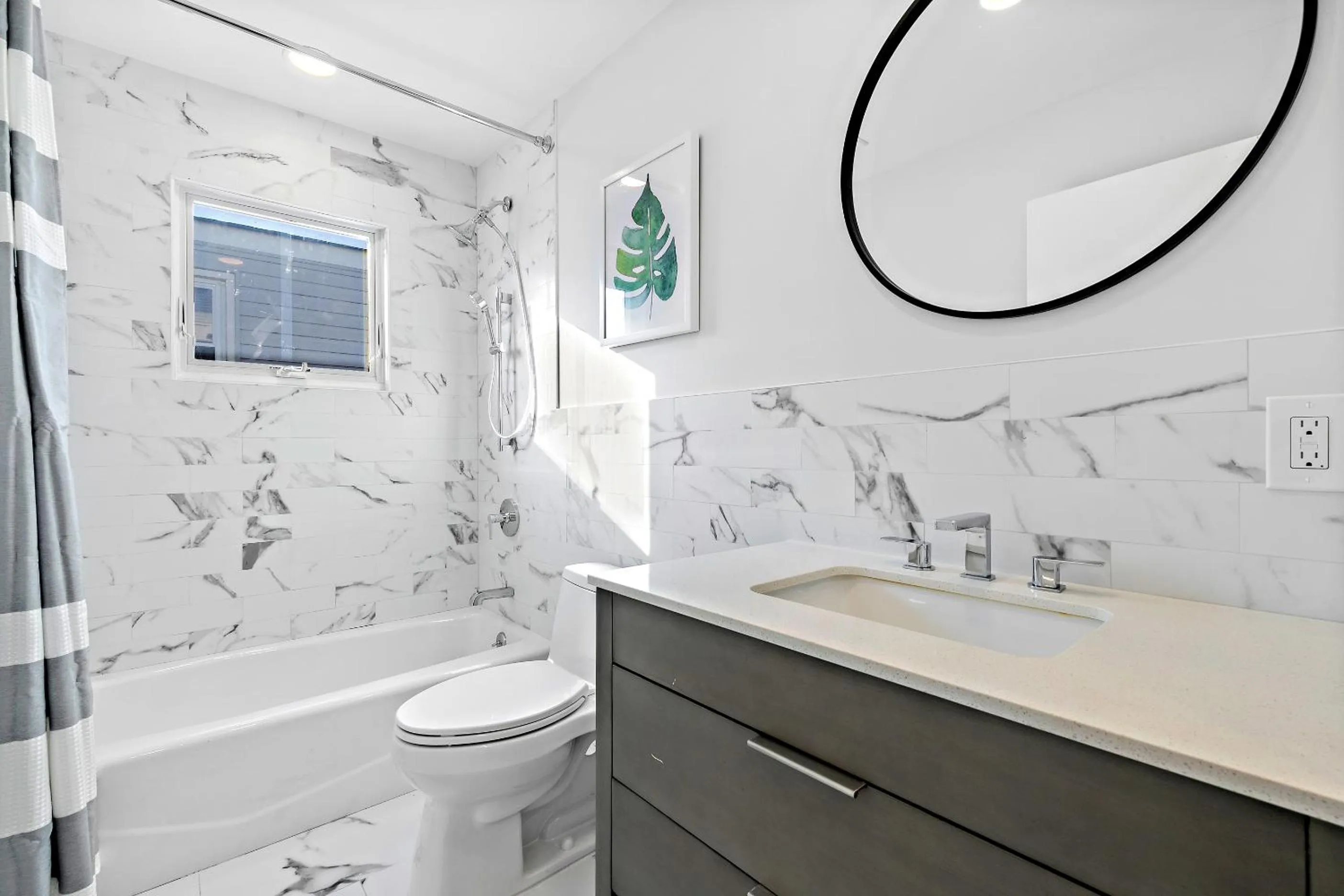 Bathroom in Casa del Mar