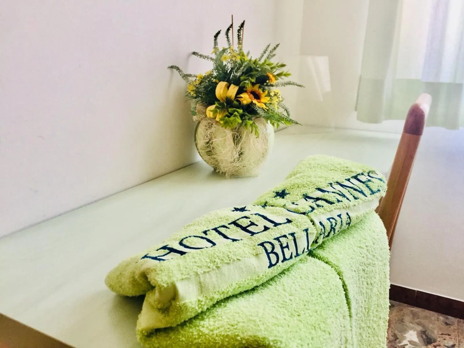 Property logo or sign, Bed in Hotel Cannes