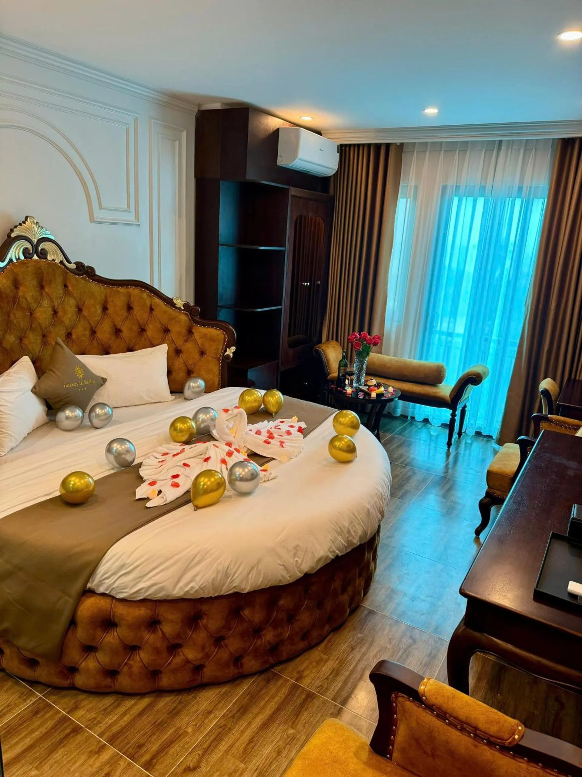 Bed in Luxury Hanoi Hotel
