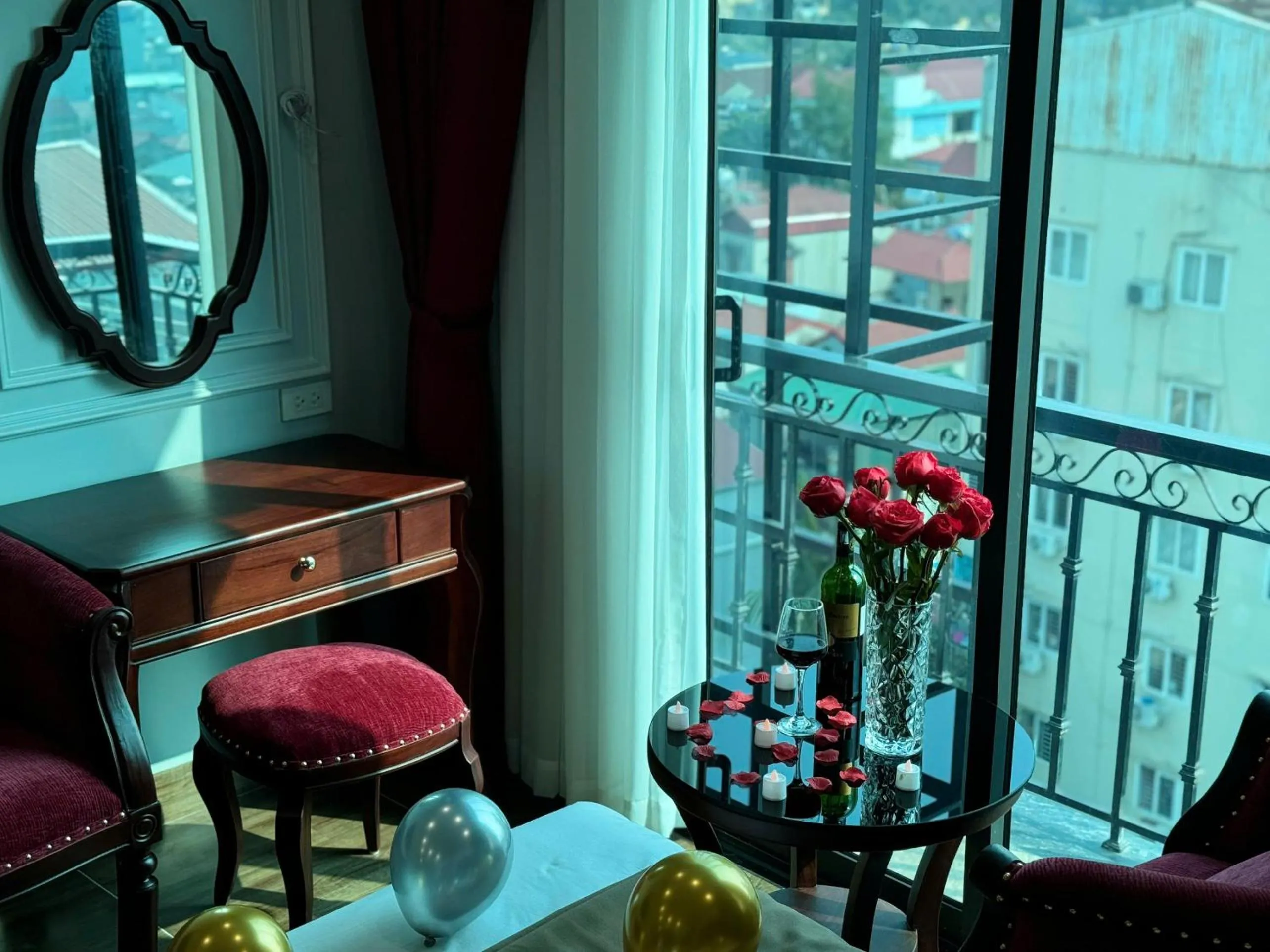 Bed in Luxury Hanoi Hotel