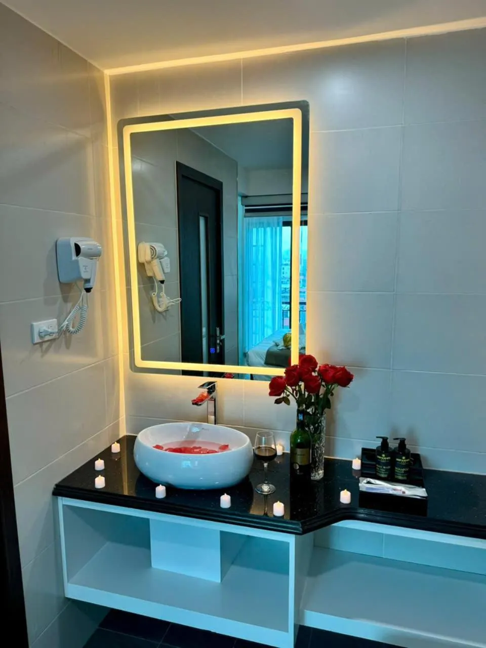 Bathroom in Luxury Hanoi Hotel