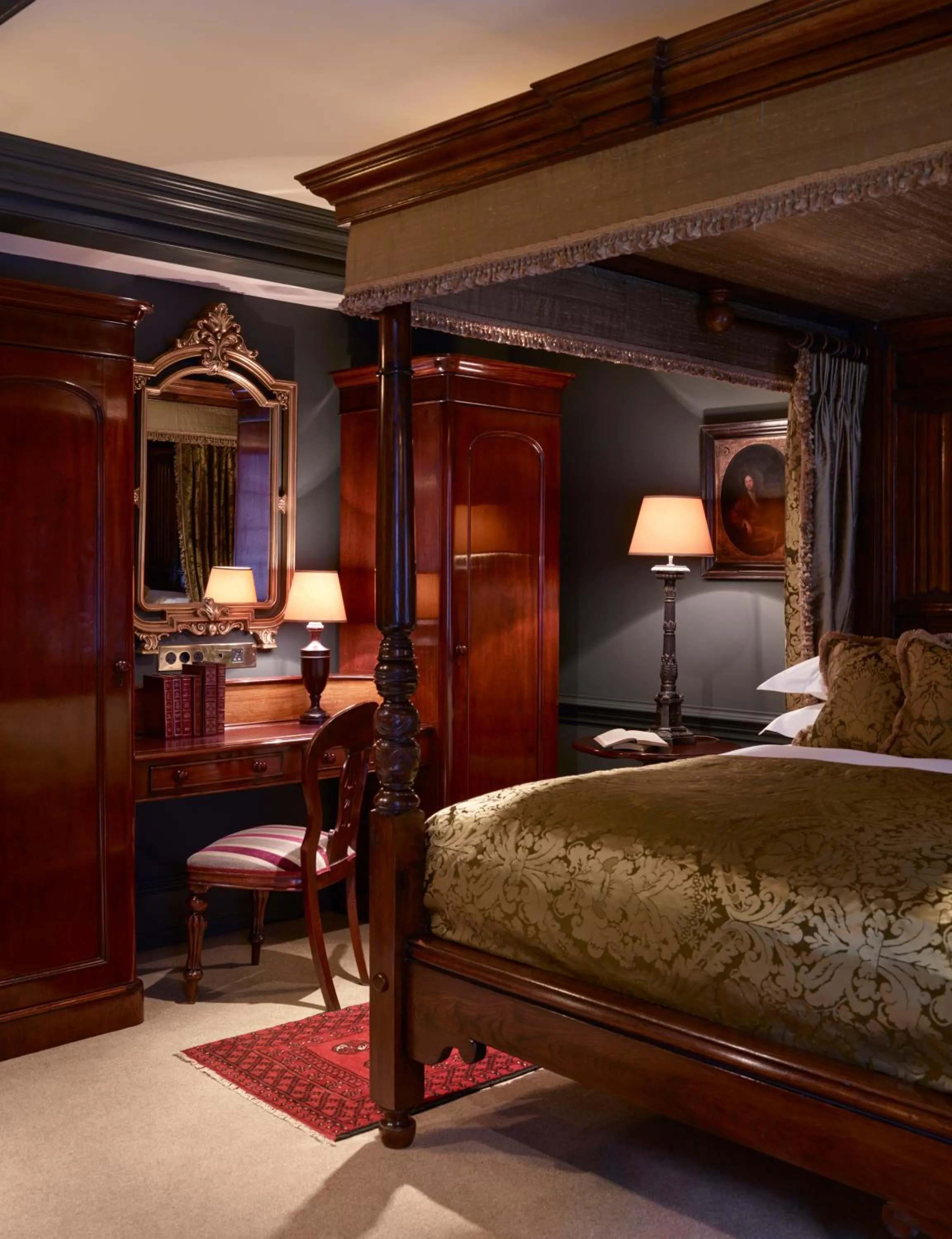 Bed in Batty Langley's