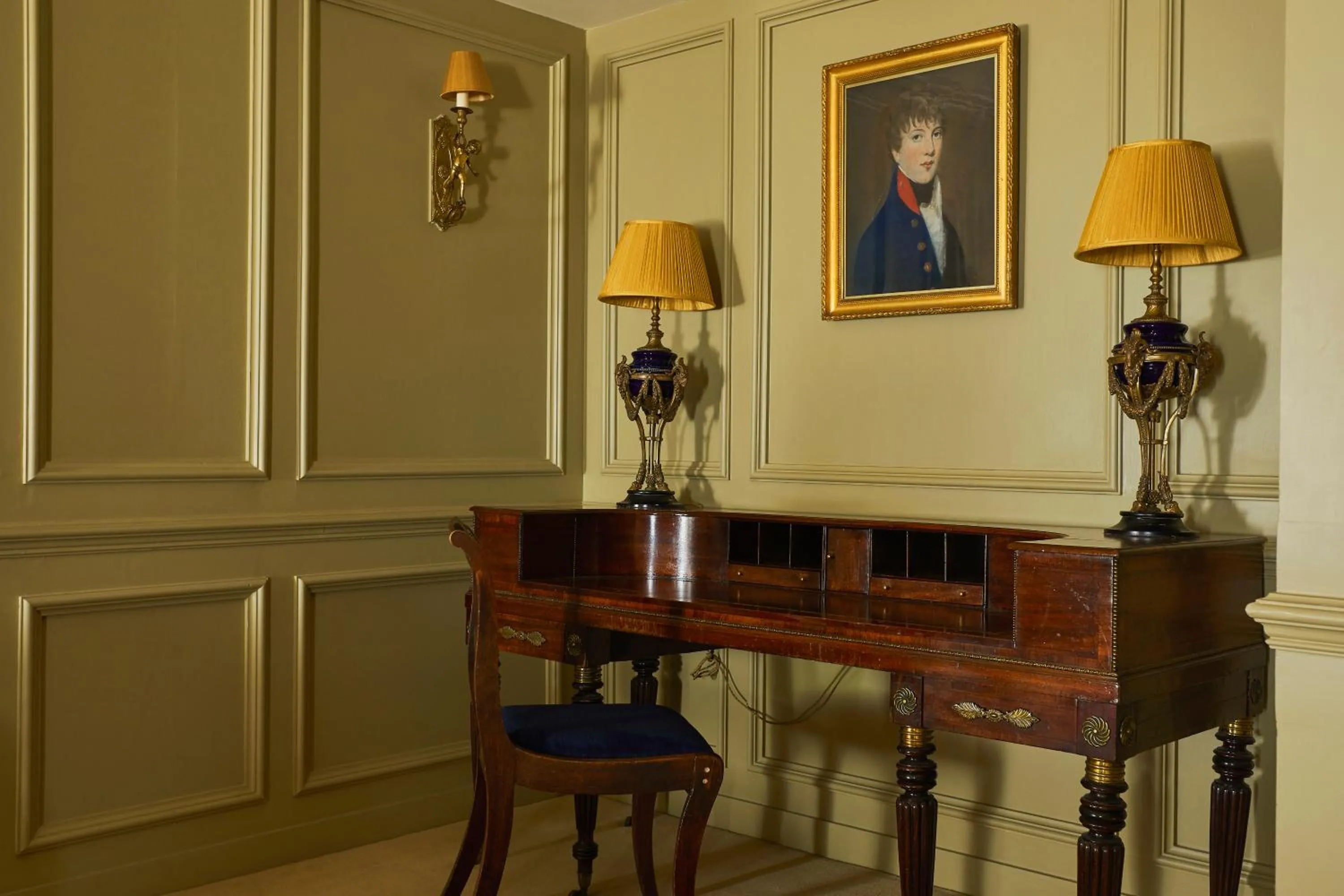 Seating area in Batty Langley's