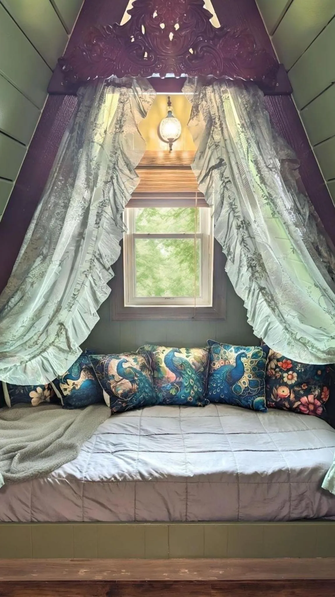 Bed in Shorebirds Villas