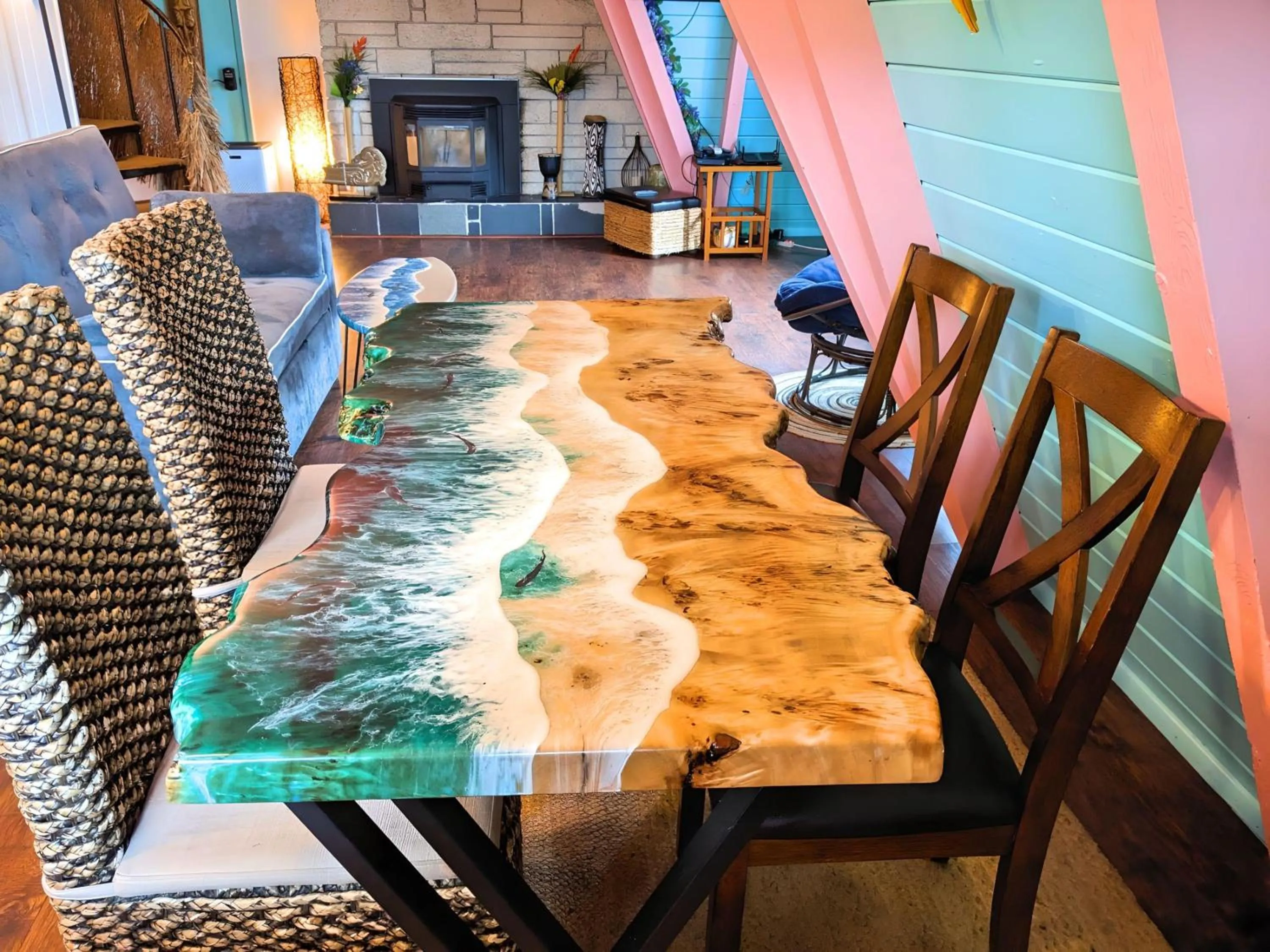 Dining area in Shorebirds Villas