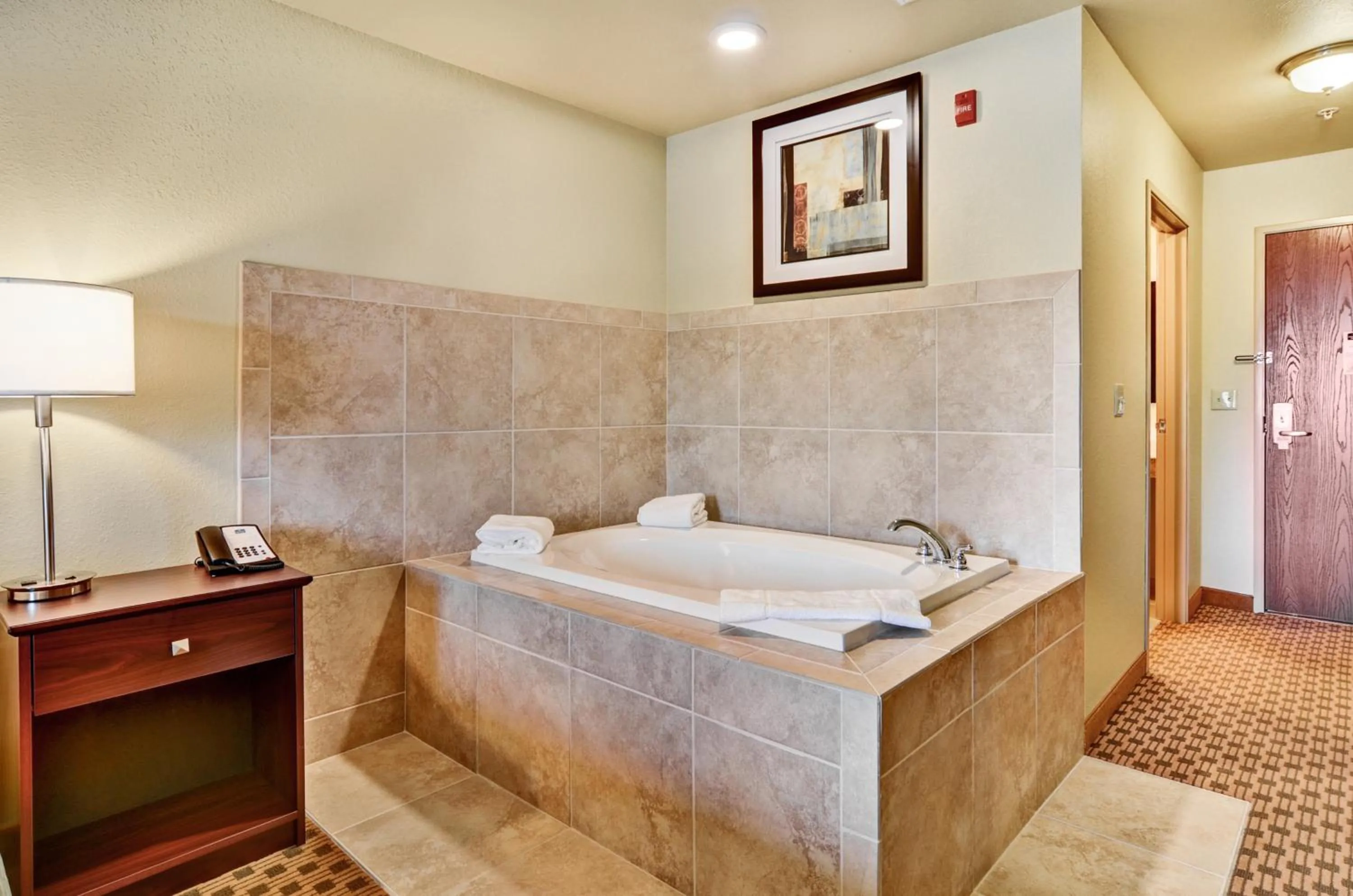 Bedroom in Cobblestone Inn & Suites - Ambridge