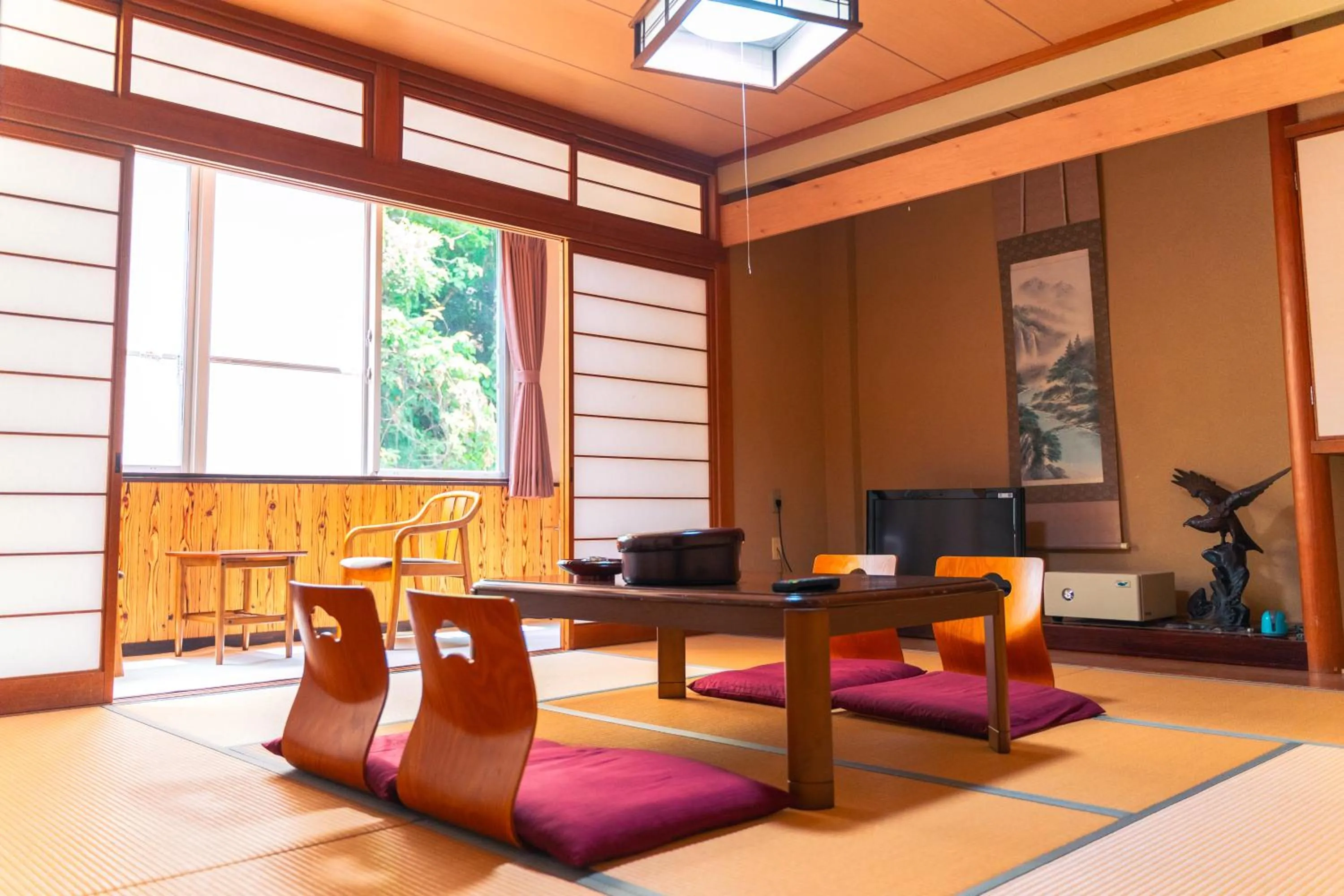 TV and multimedia in Oyado Hisaya