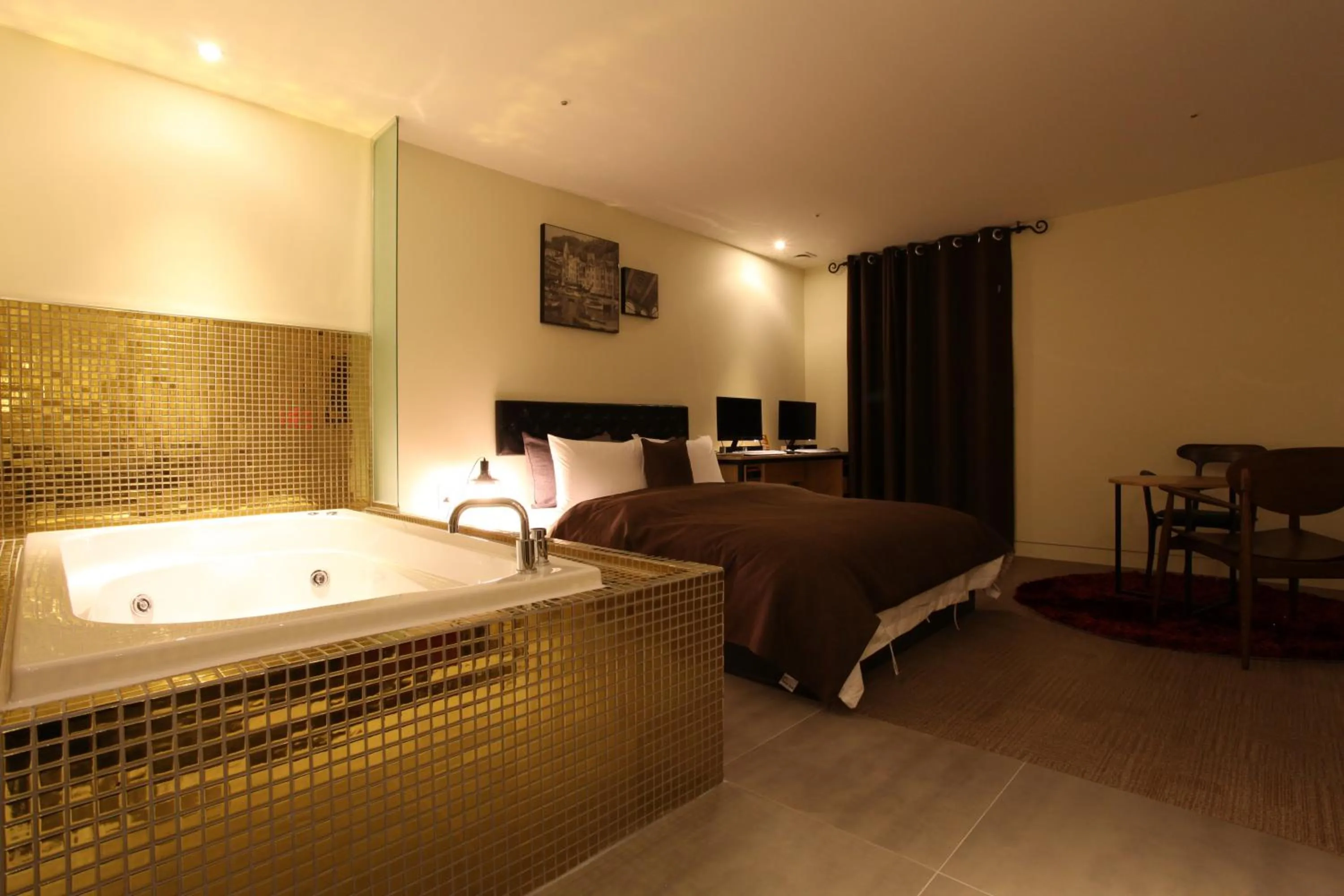 Photo of the whole room in Hotel Banwol