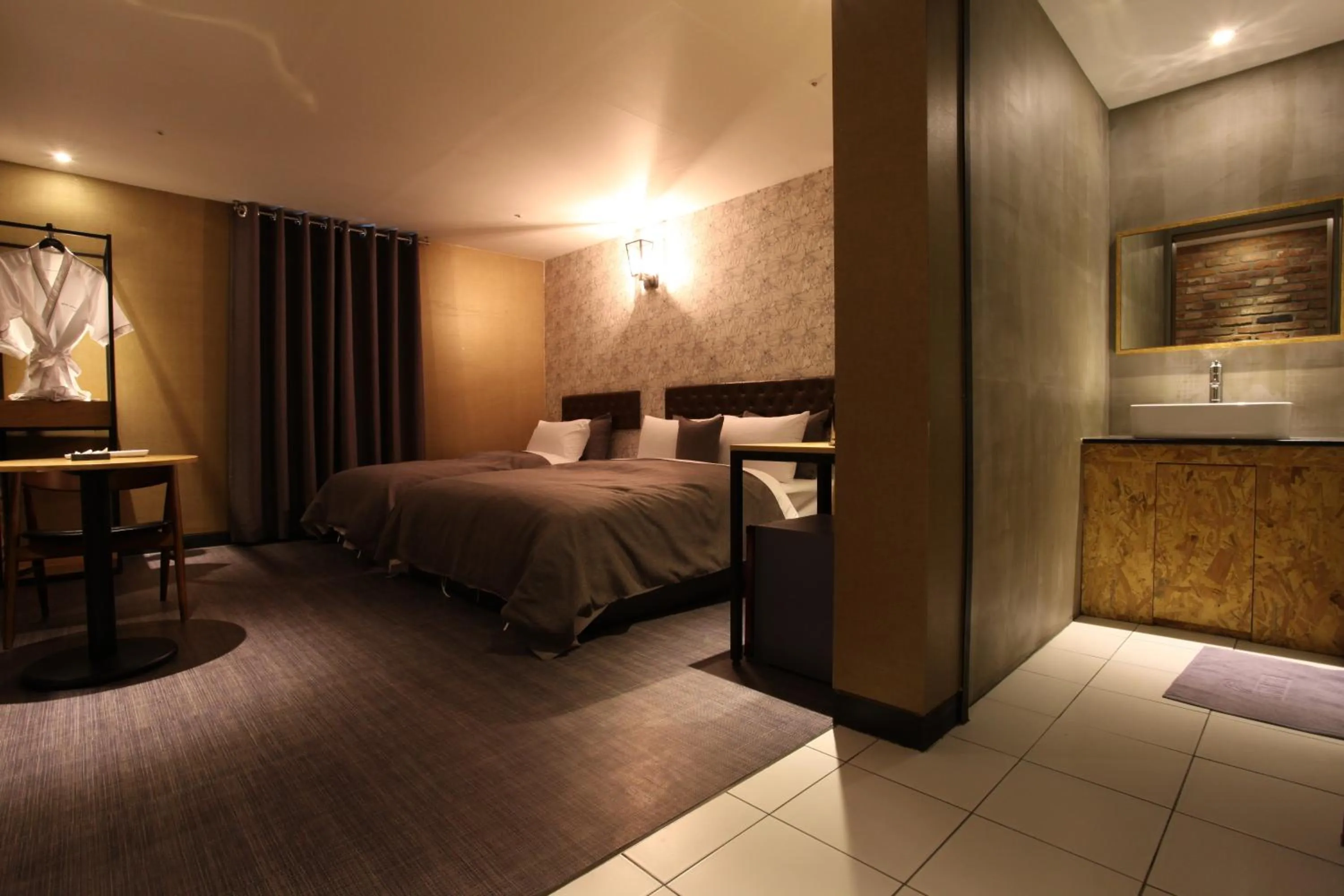 Photo of the whole room, Bed in Hotel Banwol