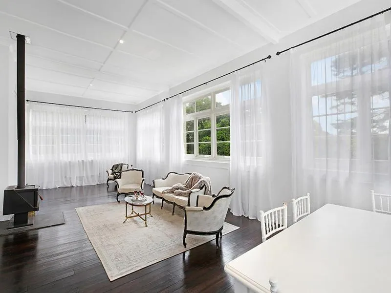 Living room in The Robertson Hotel