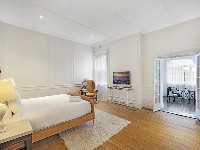 Photo of the whole room in The Robertson Hotel