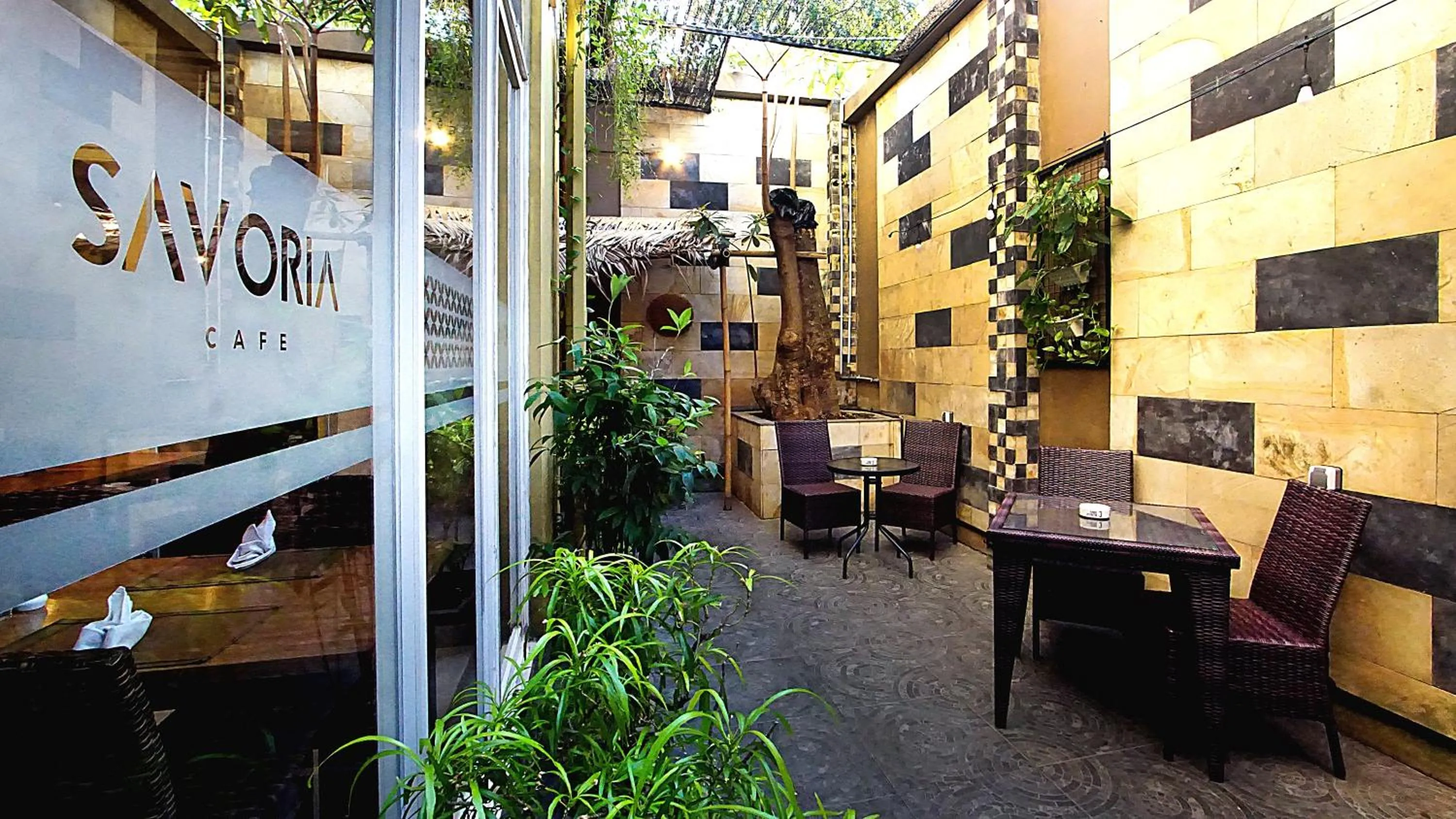 Restaurant/places to eat in LAMORA Sagan Yogyakarta - formerly H Boutique Yogyakarta