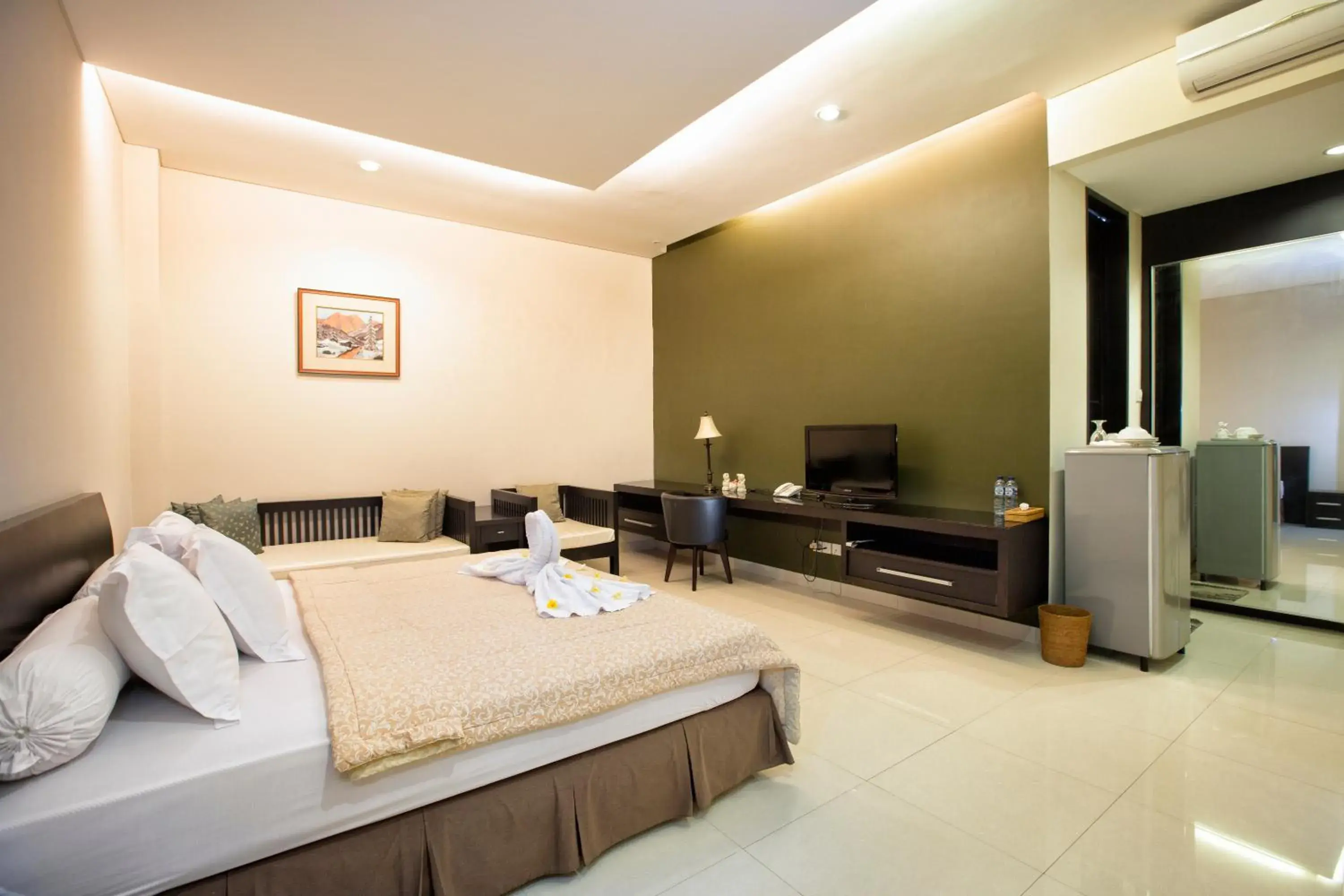 Deluxe Double Room in InKuta Residence and Villa Deluxe Double Room in InKuta Residence and Villa