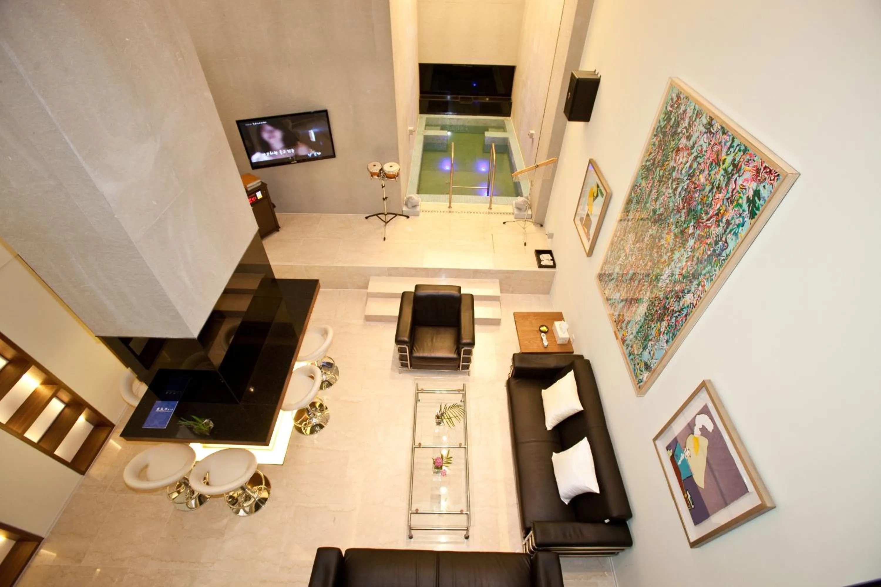 Living room in Yuwon Hotel