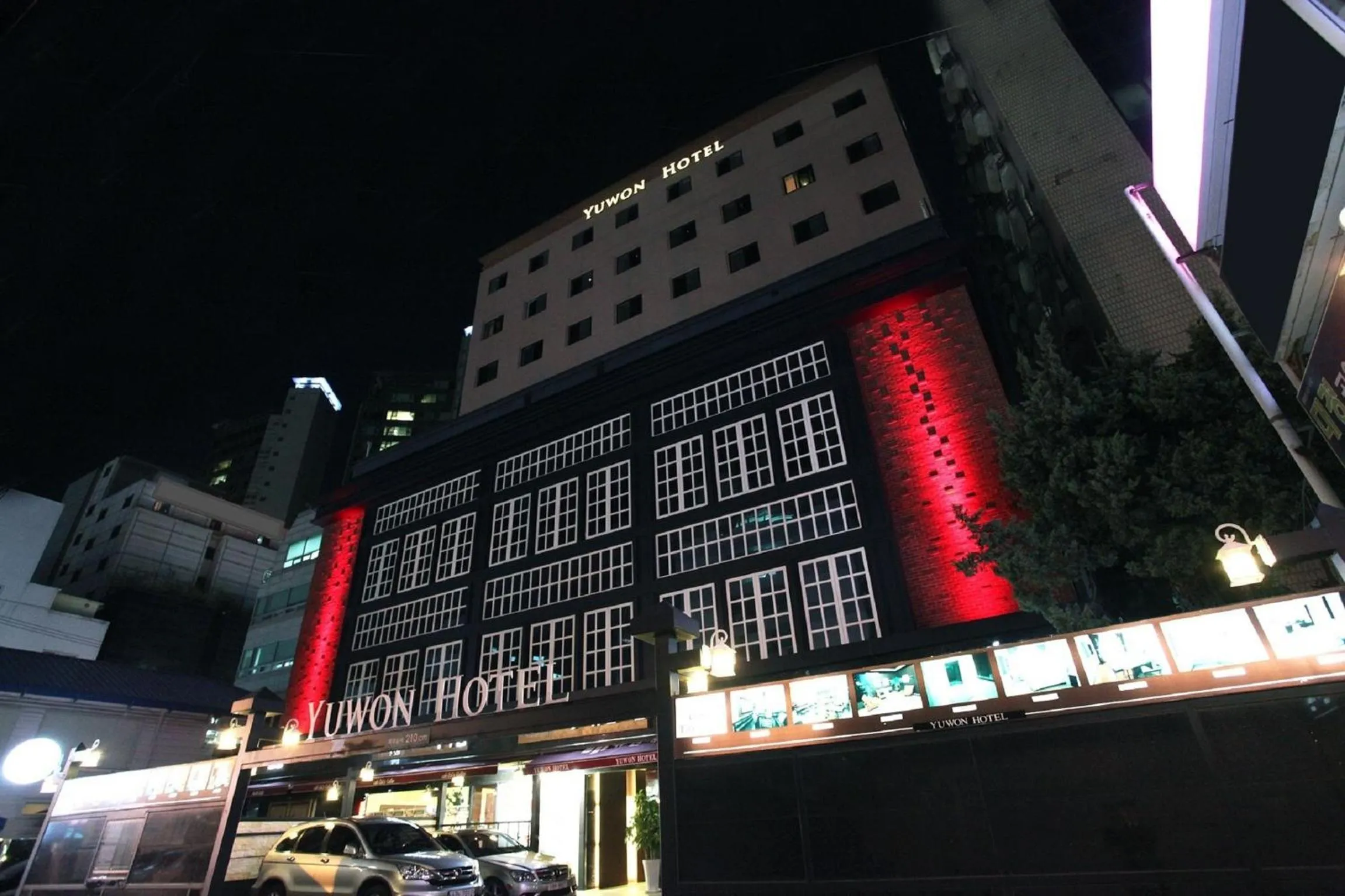 Property building in Yuwon Hotel