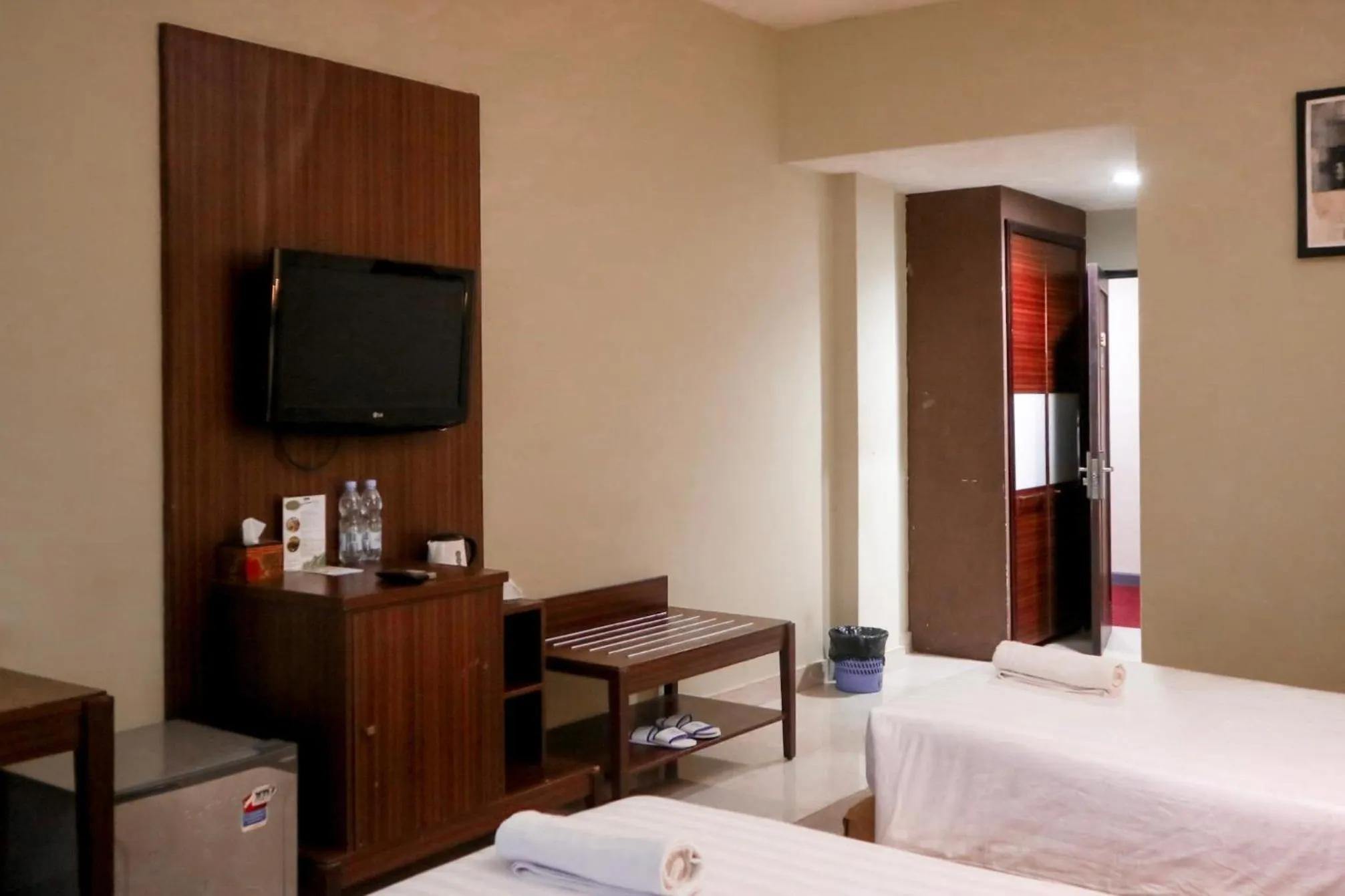 Bed in Hotel Mariat Sorong