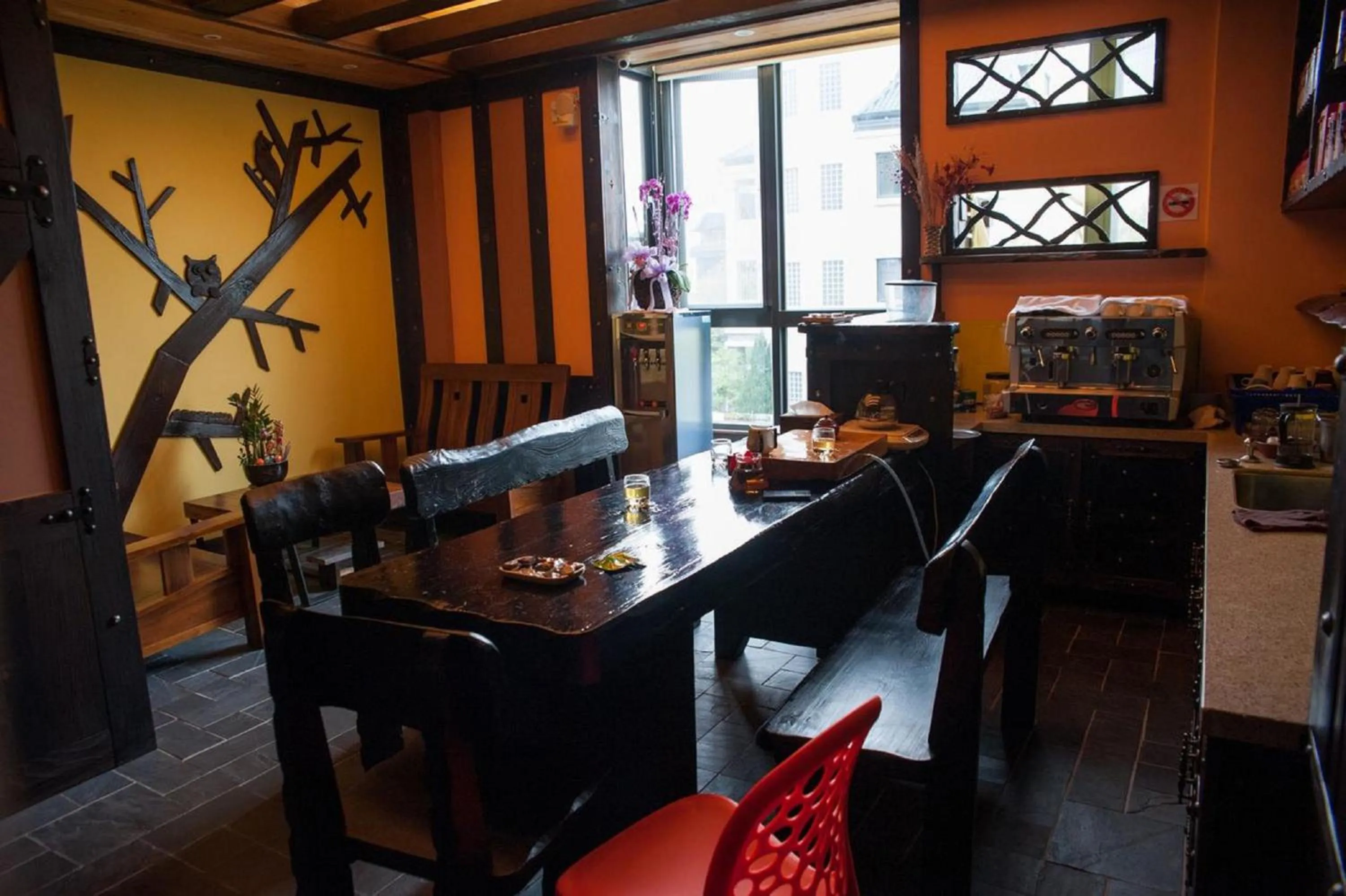 Lounge or bar in Yong Guan