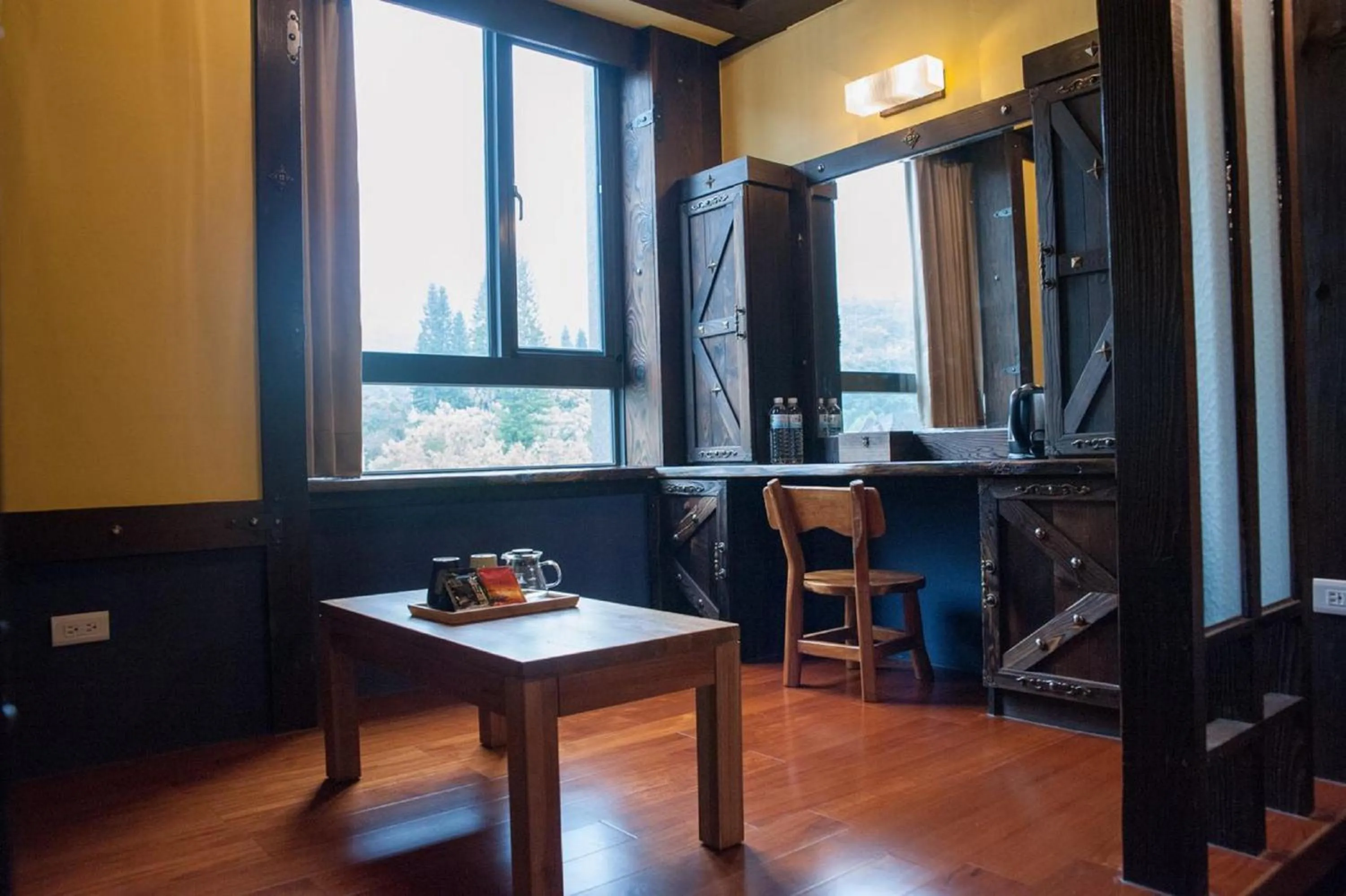 Decorative detail in Yong Guan