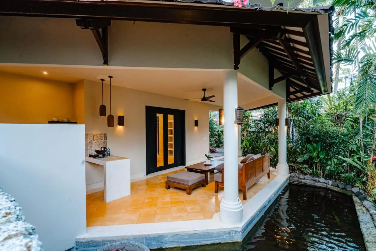 Gajah Biru Bungalows