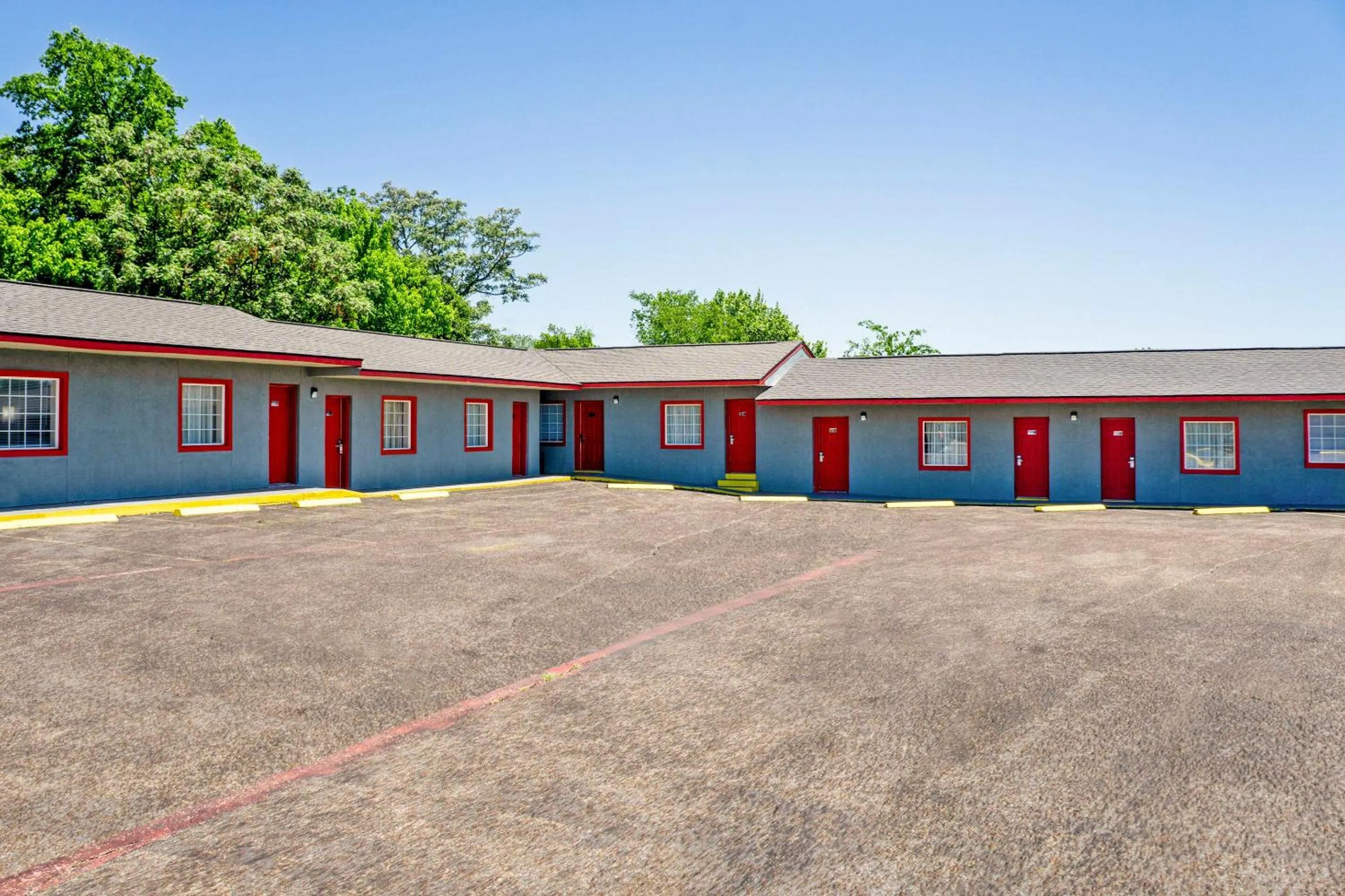 Facade/entrance in OYO Hotel Killeen