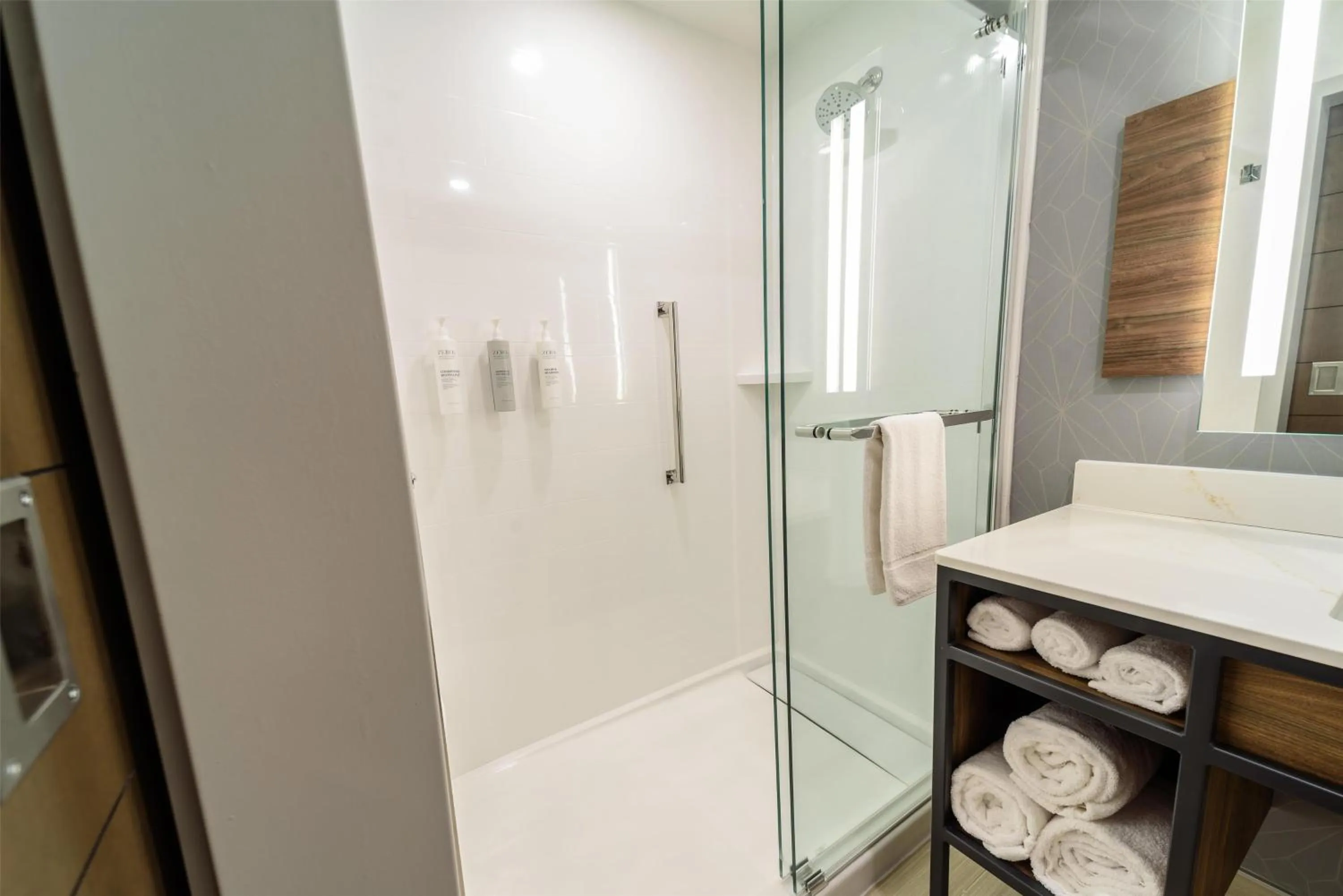 Bathroom in Hilton Garden Inn Dayton Downtown