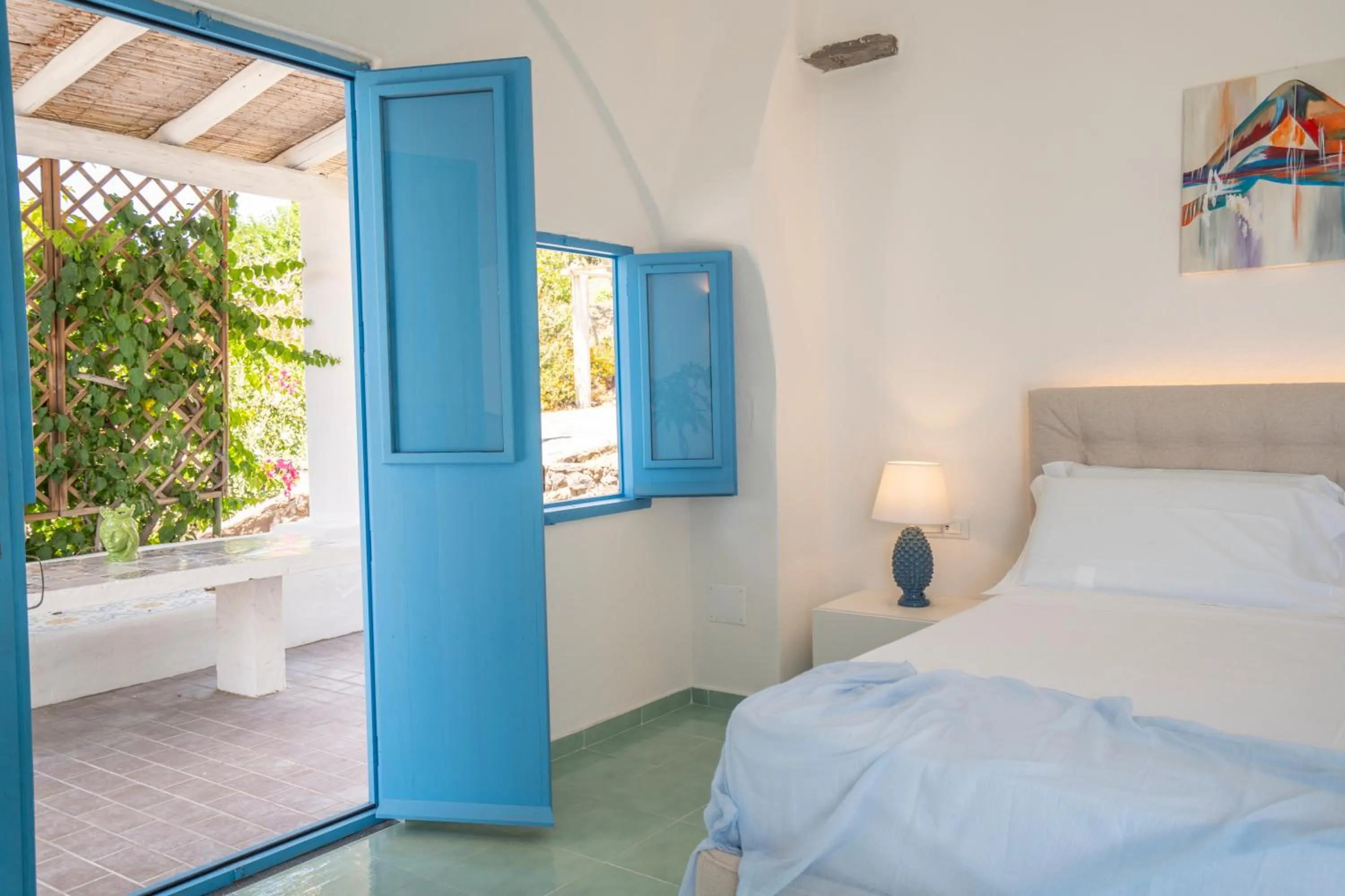 Balcony/Terrace, Bed in Borgo del Cannitello Romantic Boutique Resort