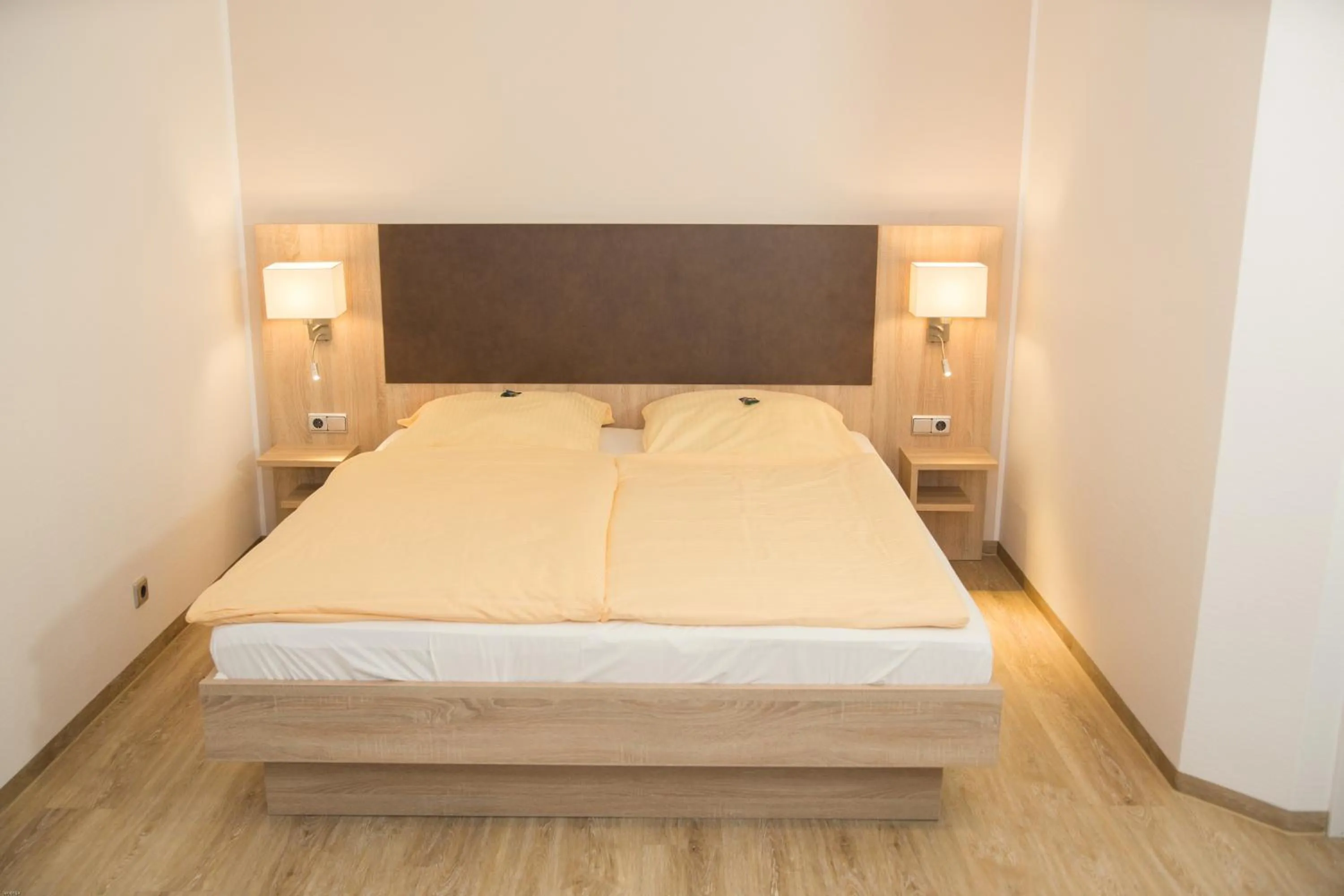 Other, Bed in Hotel Restaurant Lütkebohmert