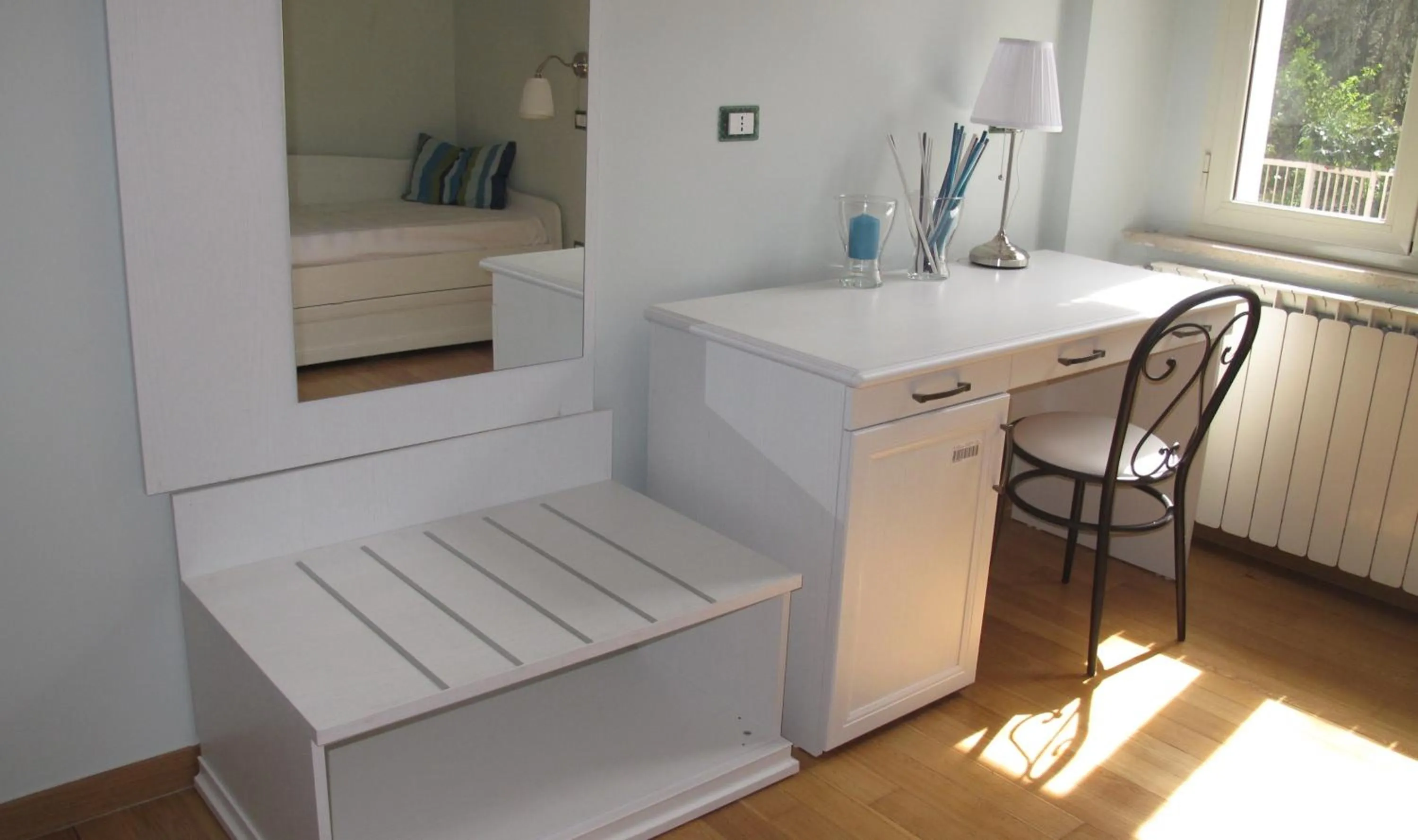 Photo of the whole room, Bed in Arco dolce Arco