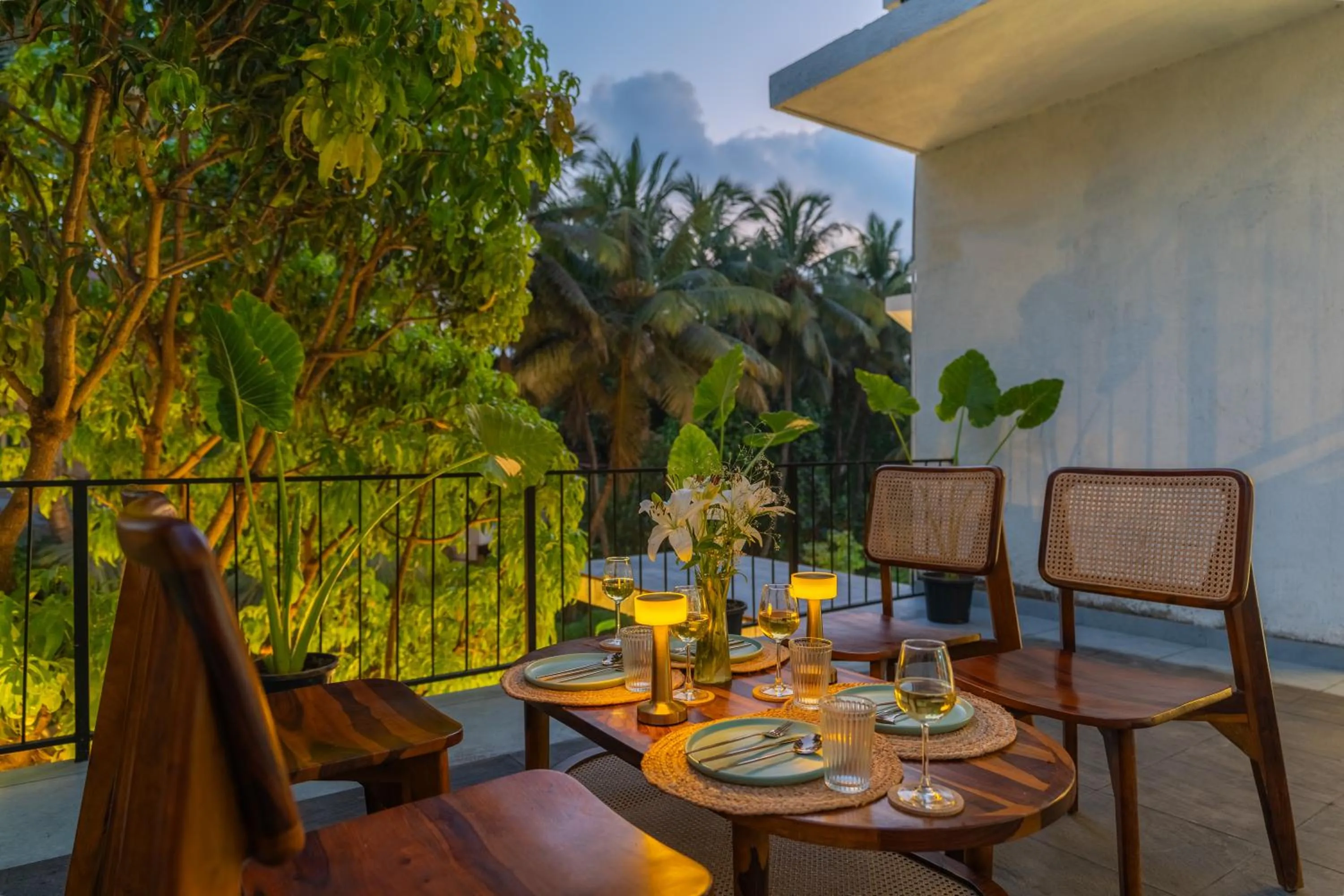 Patio in Minimalist Panjim